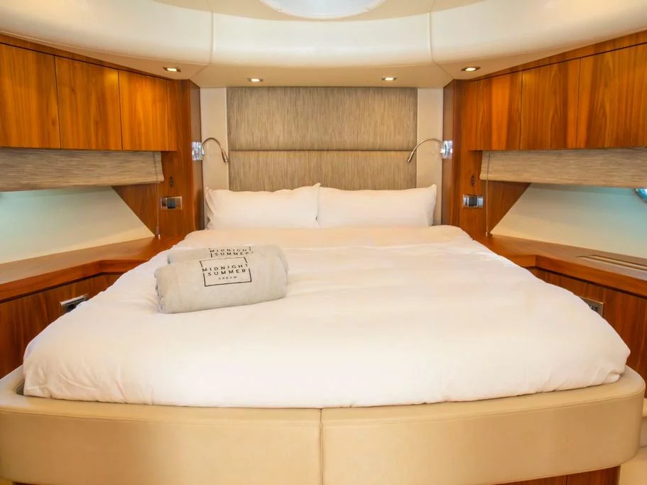 Sunseeker Manhattan 63 (Midnight Summer Dream)  - 22