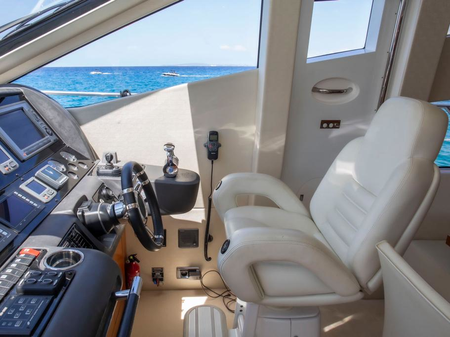 Photo #28 - Sunseeker Manhattan 63 (Midnight Summer Dream) in Palma - 61212