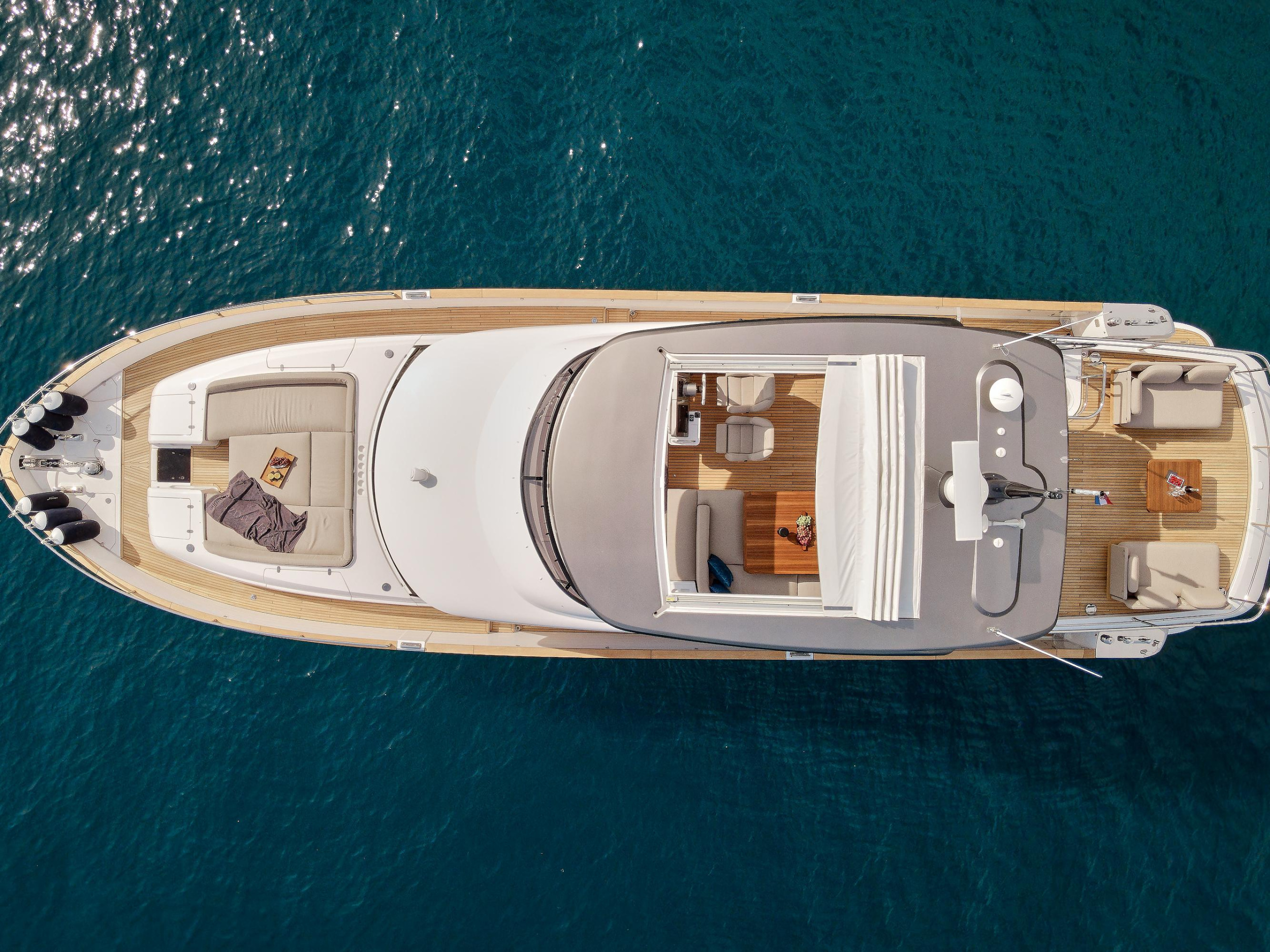 Photo #50 - Azimut Magellano 66 (AVA II) en Podstrana - 61362