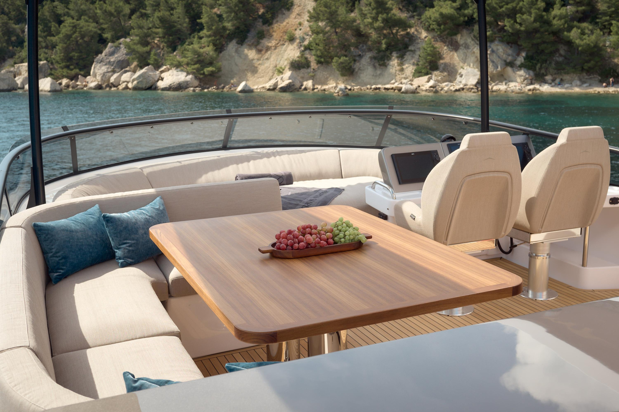 Photo #47 - Azimut Magellano 66 (AVA II) en Podstrana - 61362