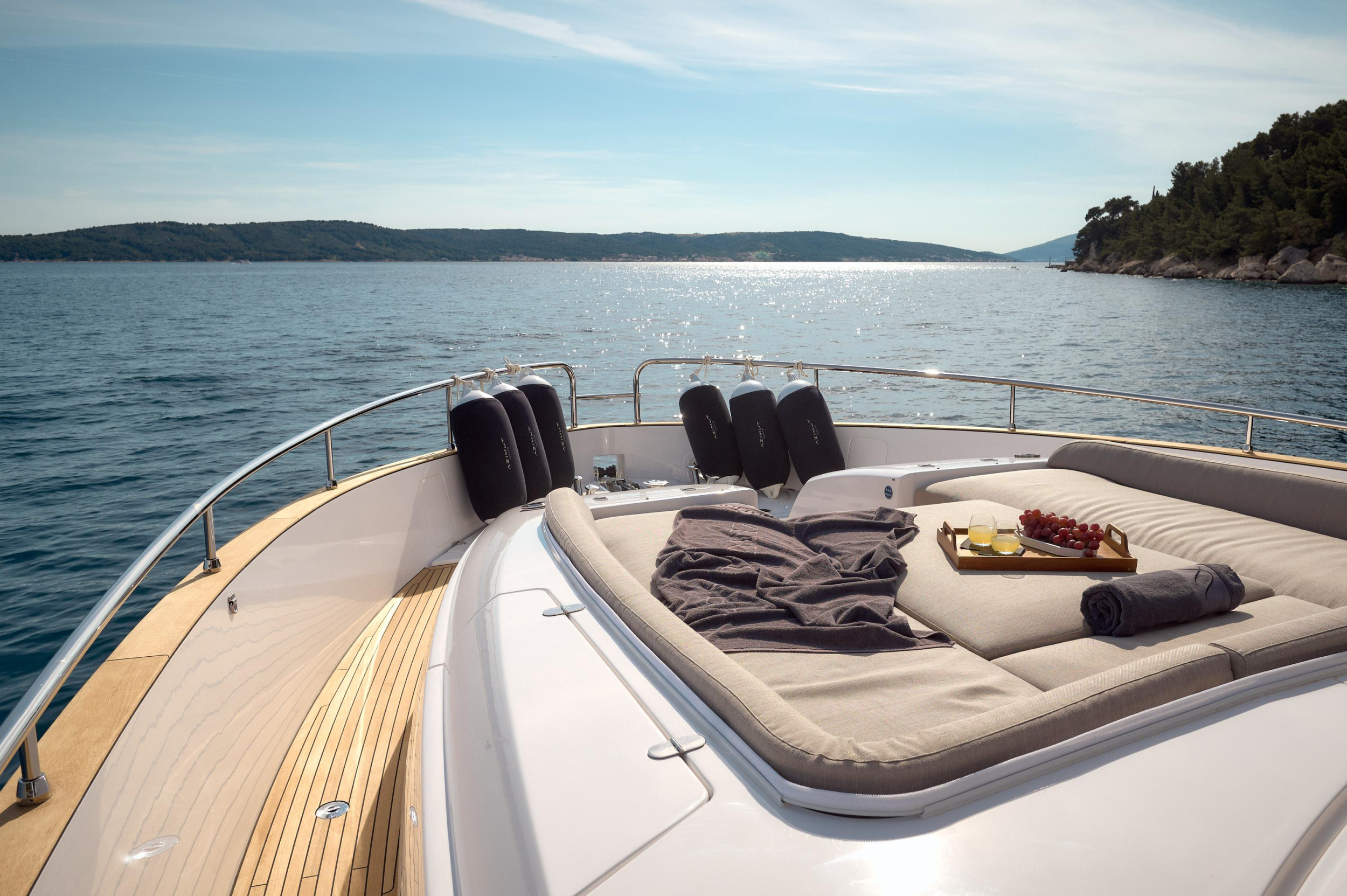 Photo #55 - Azimut Magellano 66 (AVA II) en Podstrana - 61362