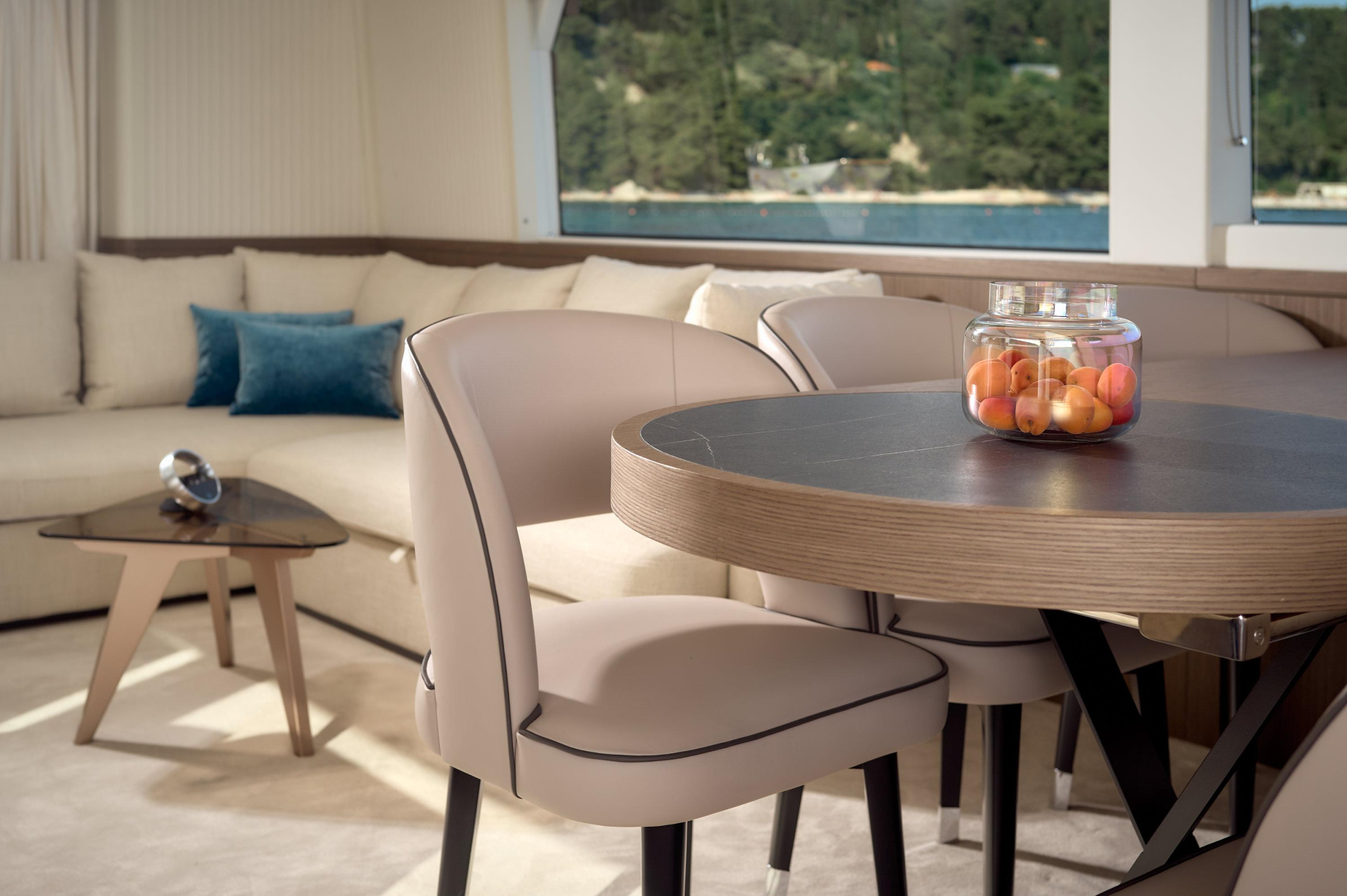 Photo #21 - Azimut Magellano 66 (AVA II) en Podstrana - 61362
