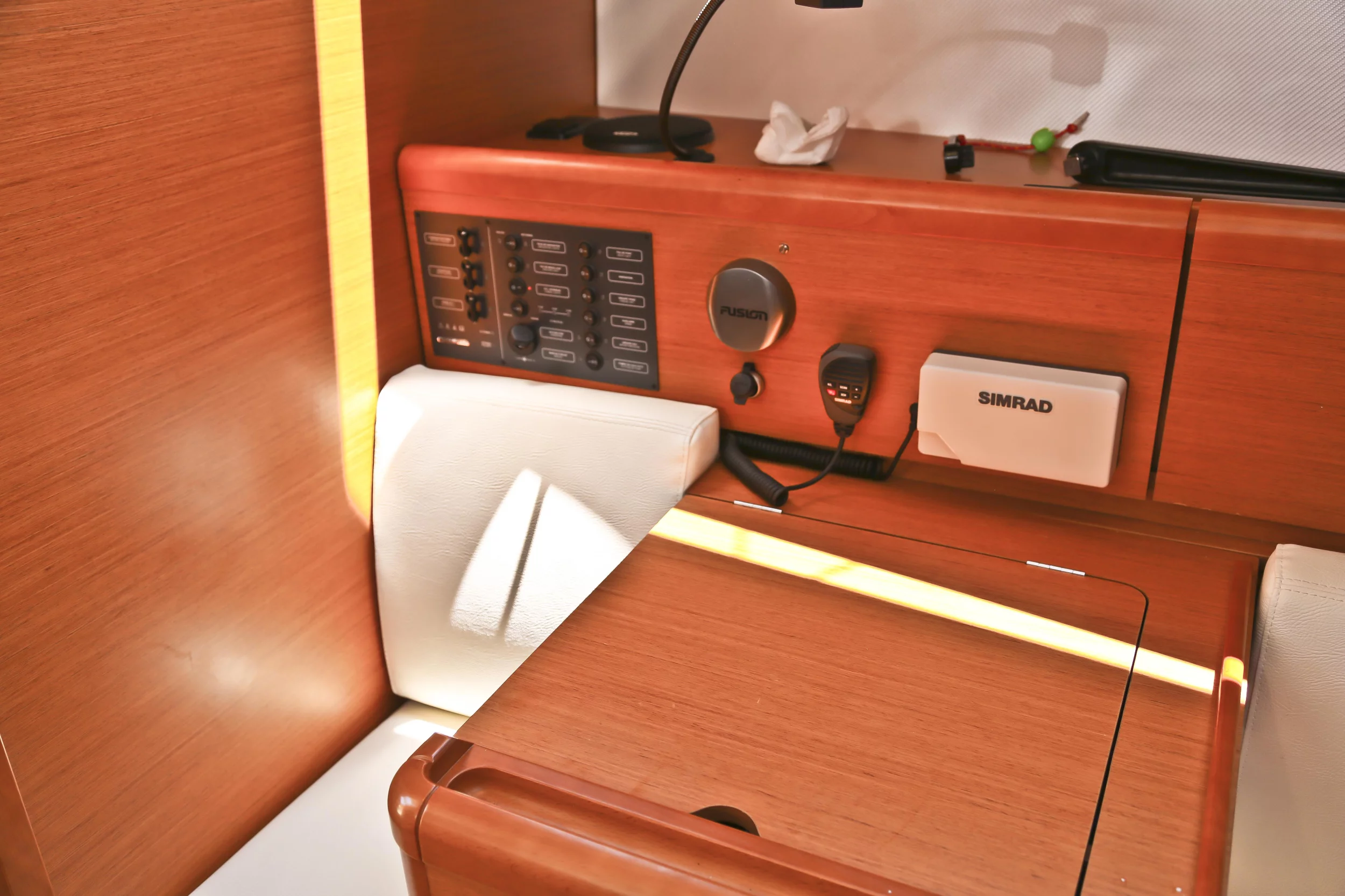 Sun Odyssey 33i (Afroessa)  - 10