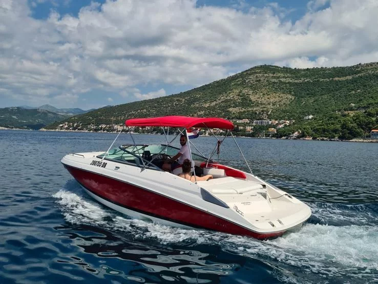 Regal 2250 (Red Hood)  - 2