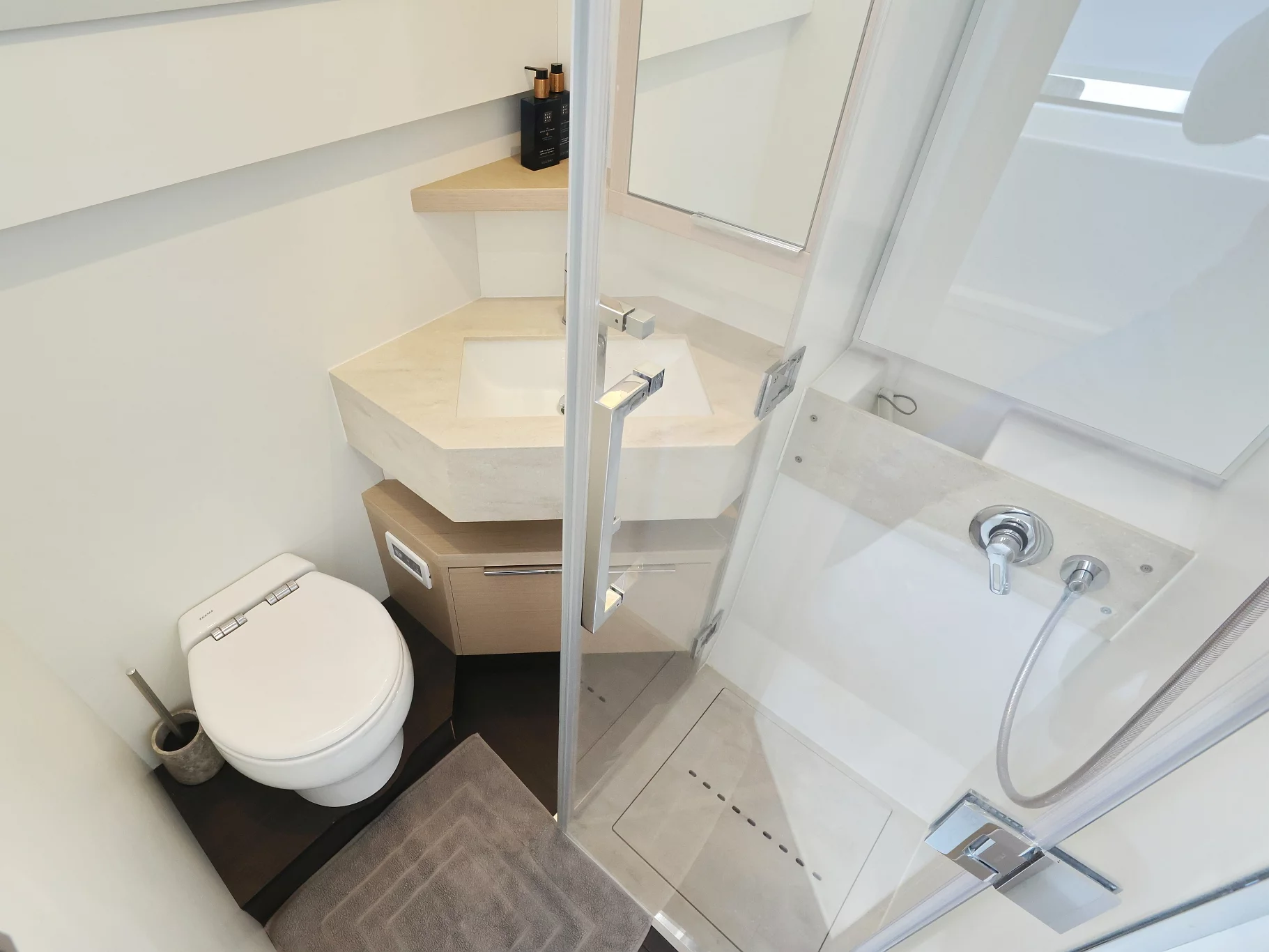 Lagoon 55_5 Cabins (SALISKA)  - 29