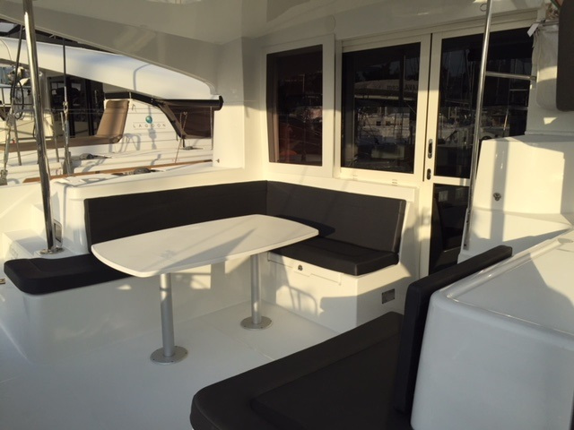 Photo #10 - Lagoon 40 (Andromeda) in Athen - 61283