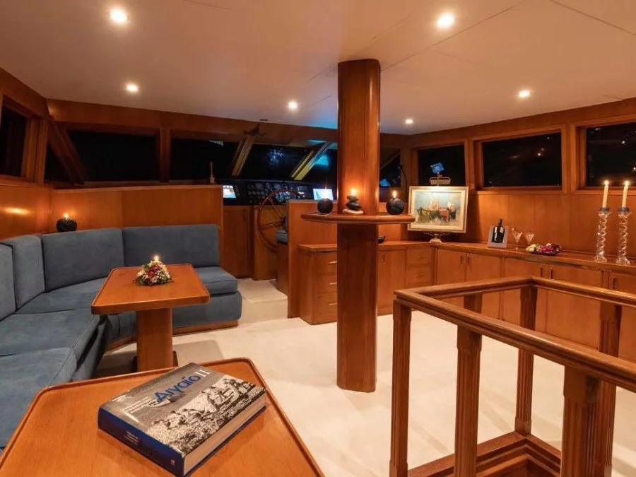 Motor sailer (Iris PS) Interior image - 16