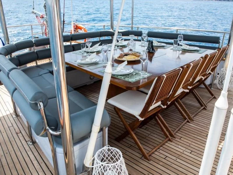 Motor sailer (Iris PS)  - 11