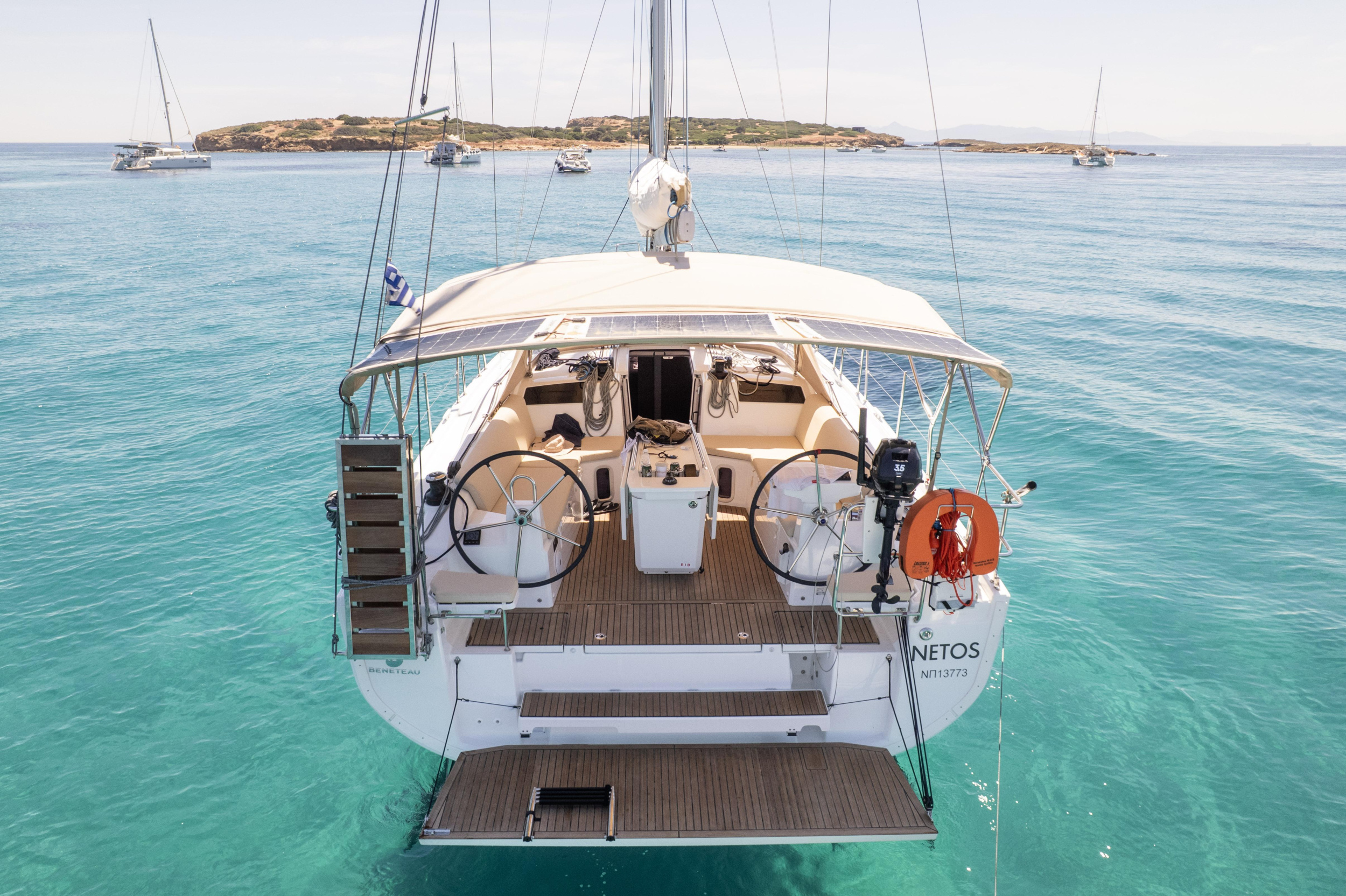 Photo #11 - Oceanis 40.1 (Netos) en Atenas - 22142