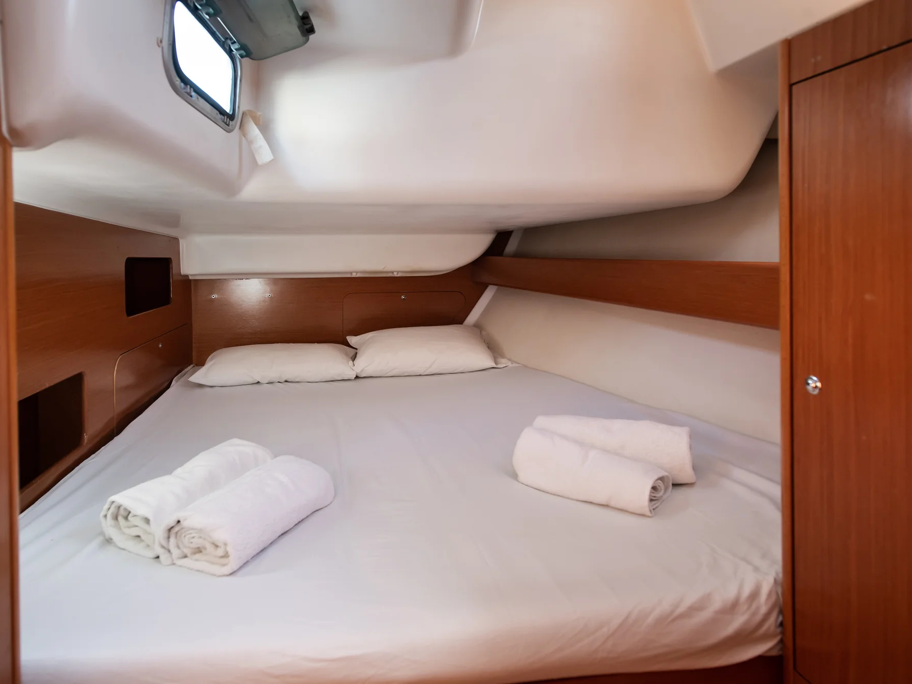 Photo #14 - Beneteau Cyclades 43.4 (Eloise) in Lefkada - 61300