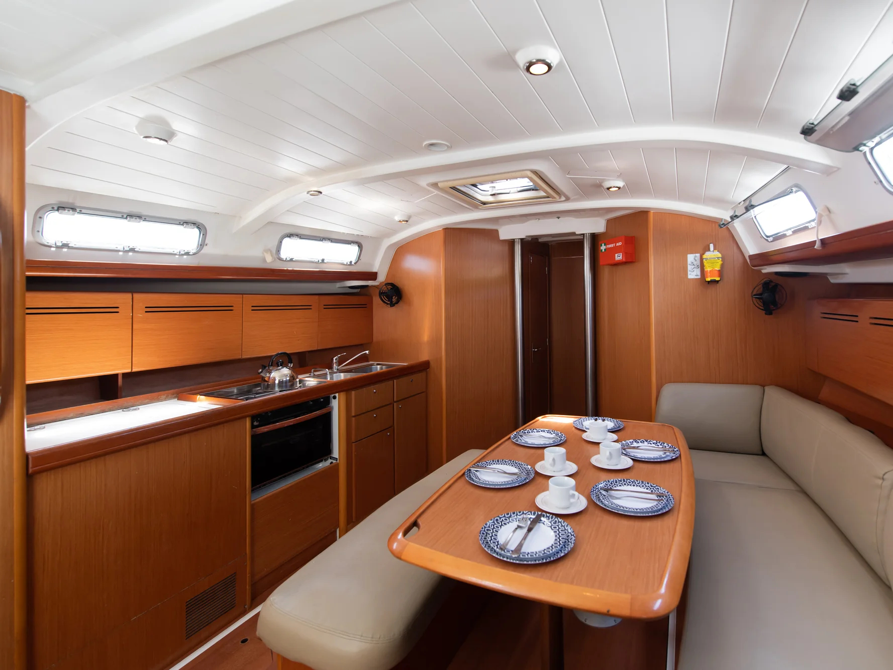 Photo #15 - Beneteau Cyclades 43.4 (Eloise) in Lefkada - 61300