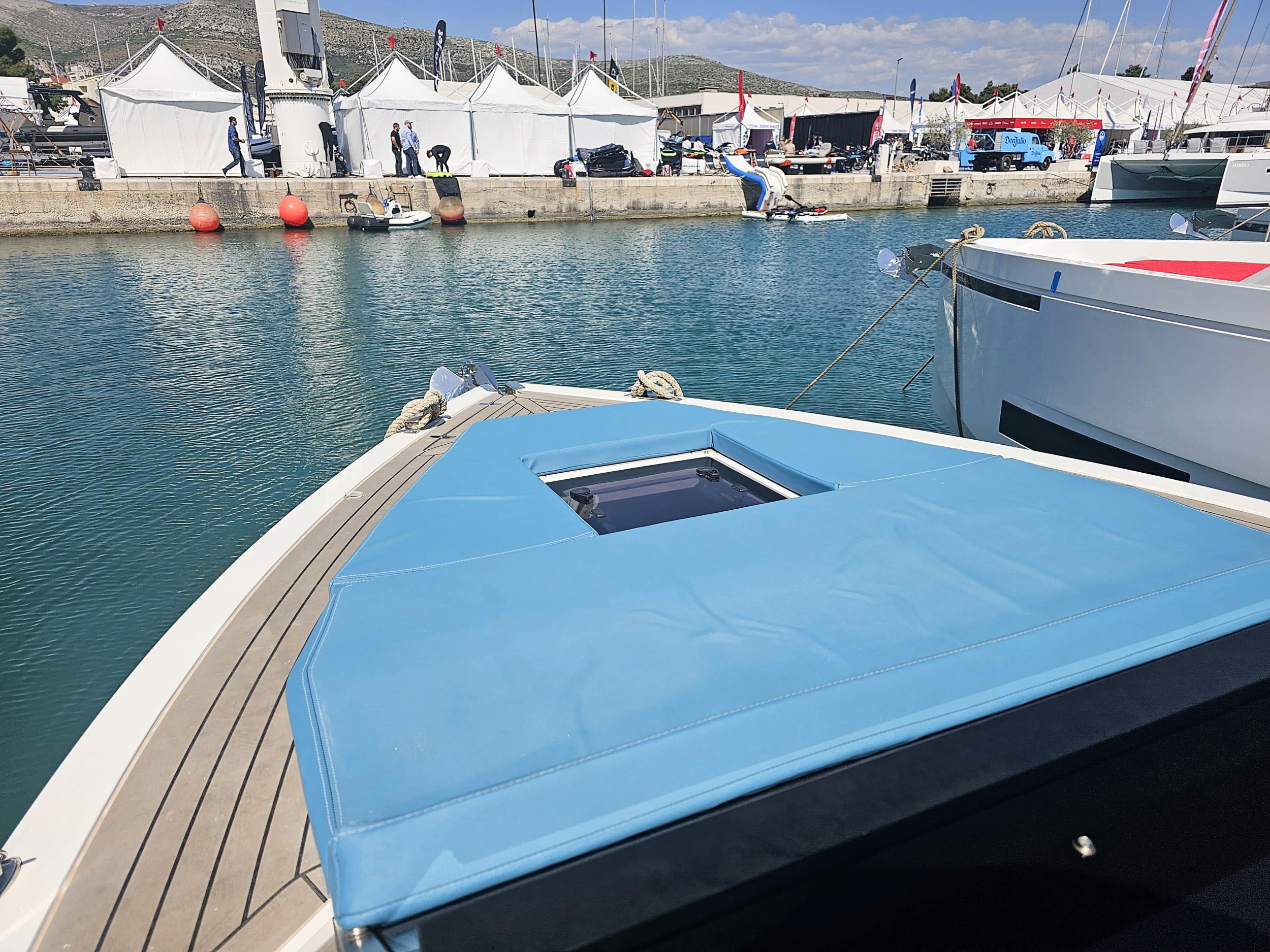 Photo #25 - De Antonio D28 Cruiser (Zarja) in Trogir - 19843