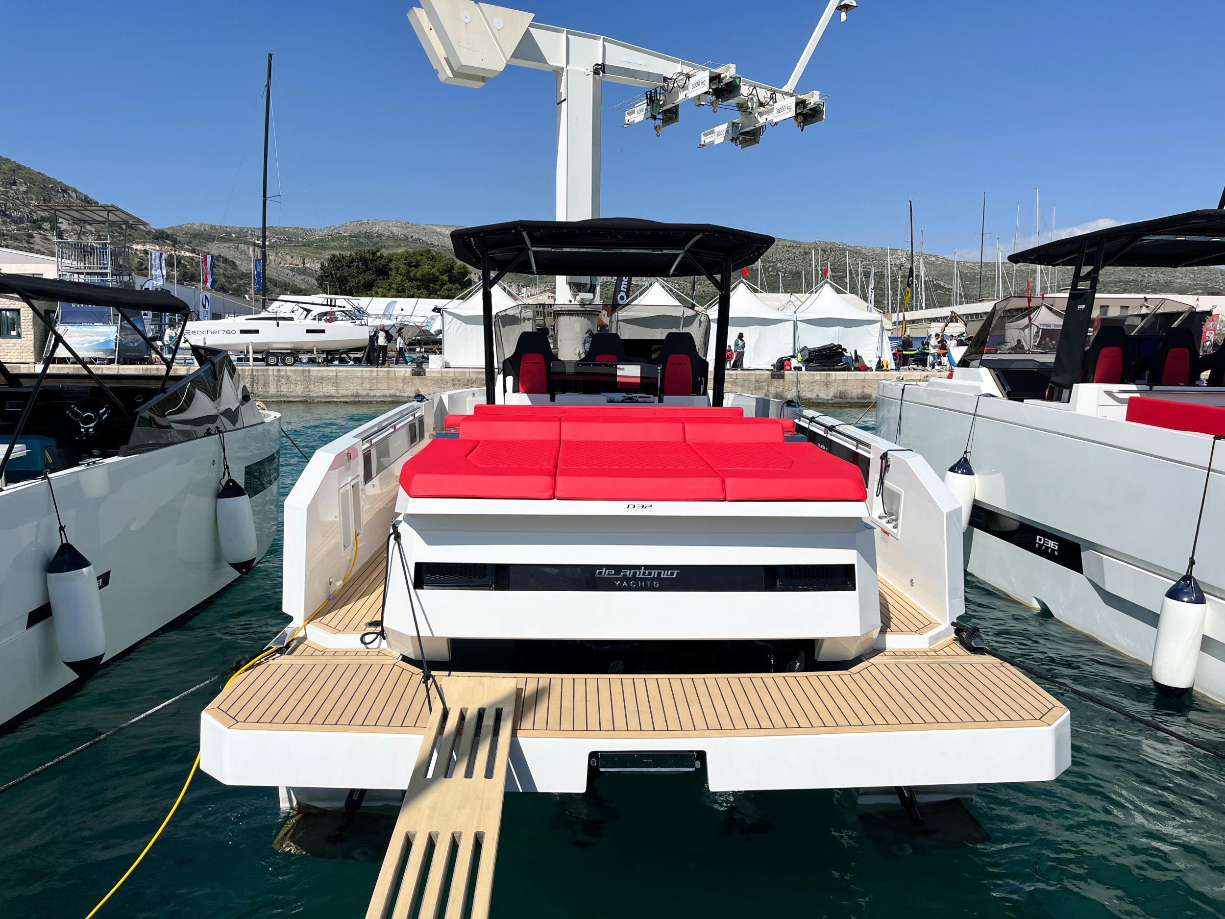 Photo #2 - De Antonio D32 (Katarina) in Trogir - 23231