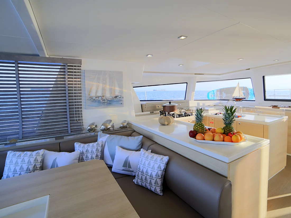 Bali 5.4 (New Horizons 3) Interior image - 4