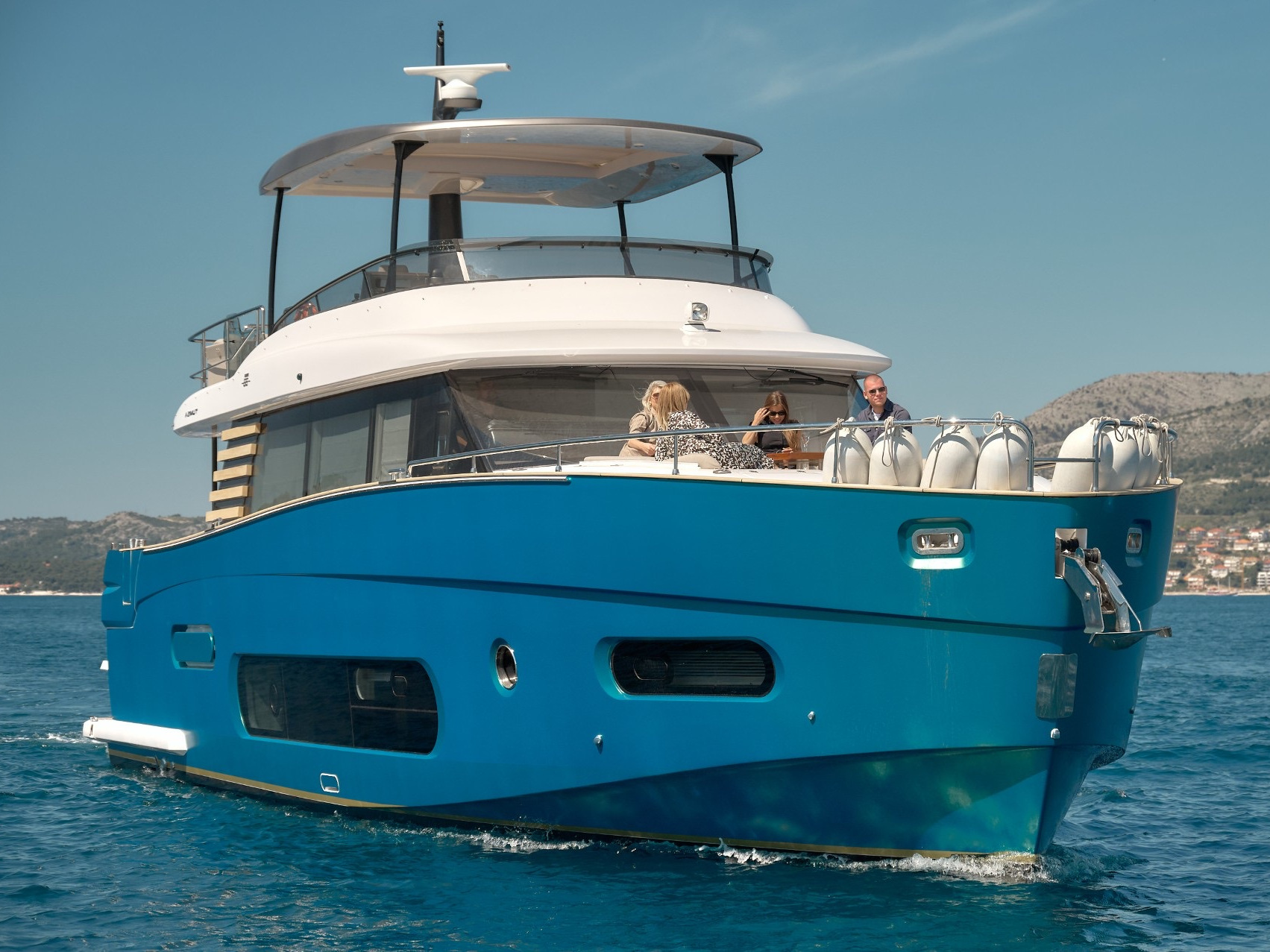 Photo #6 - Azimut Magellano 66 (AVA II) en Podstrana - 61362