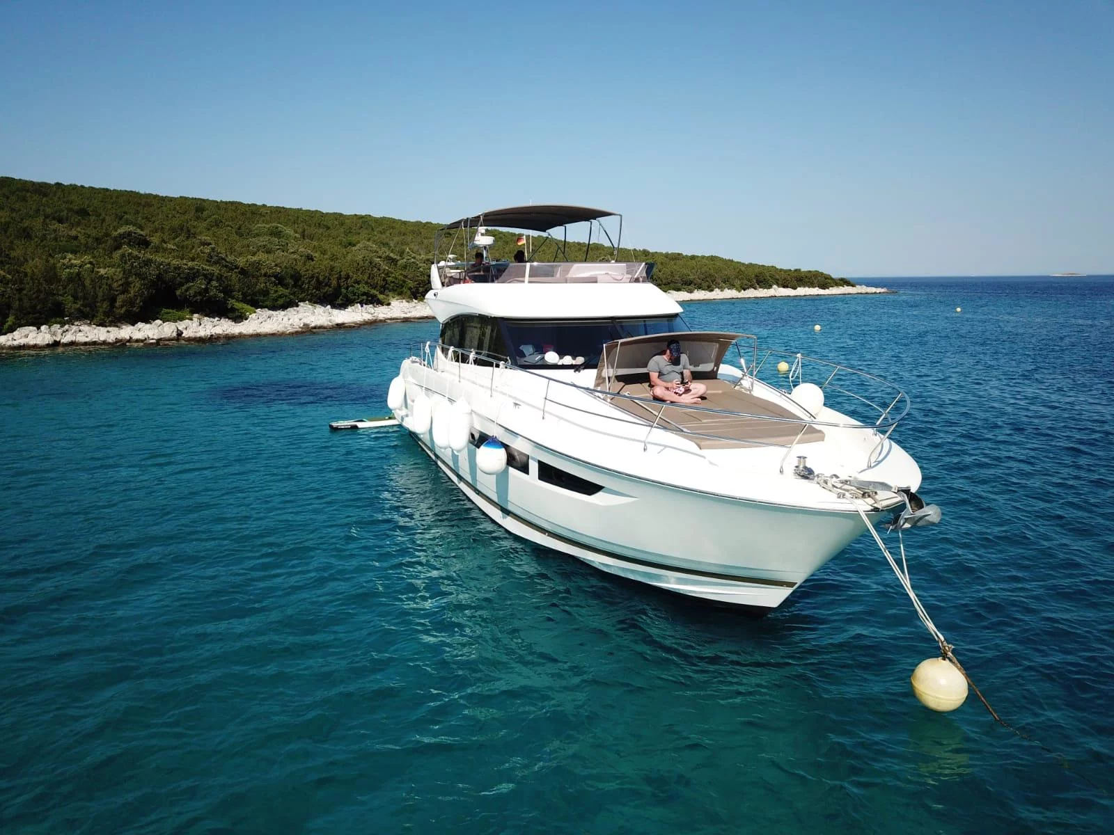 Prestige 550 Fly (Very Bery)  - 18