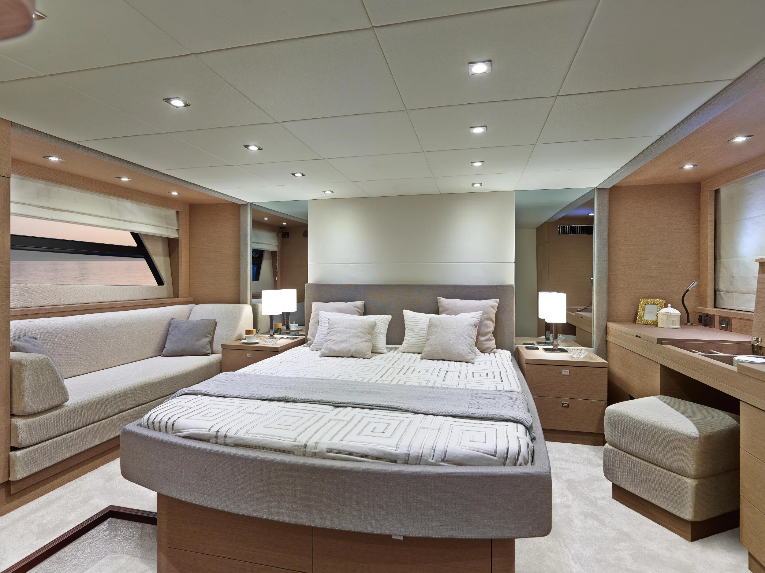Prestige 620 (Kismet) Interior image - 10