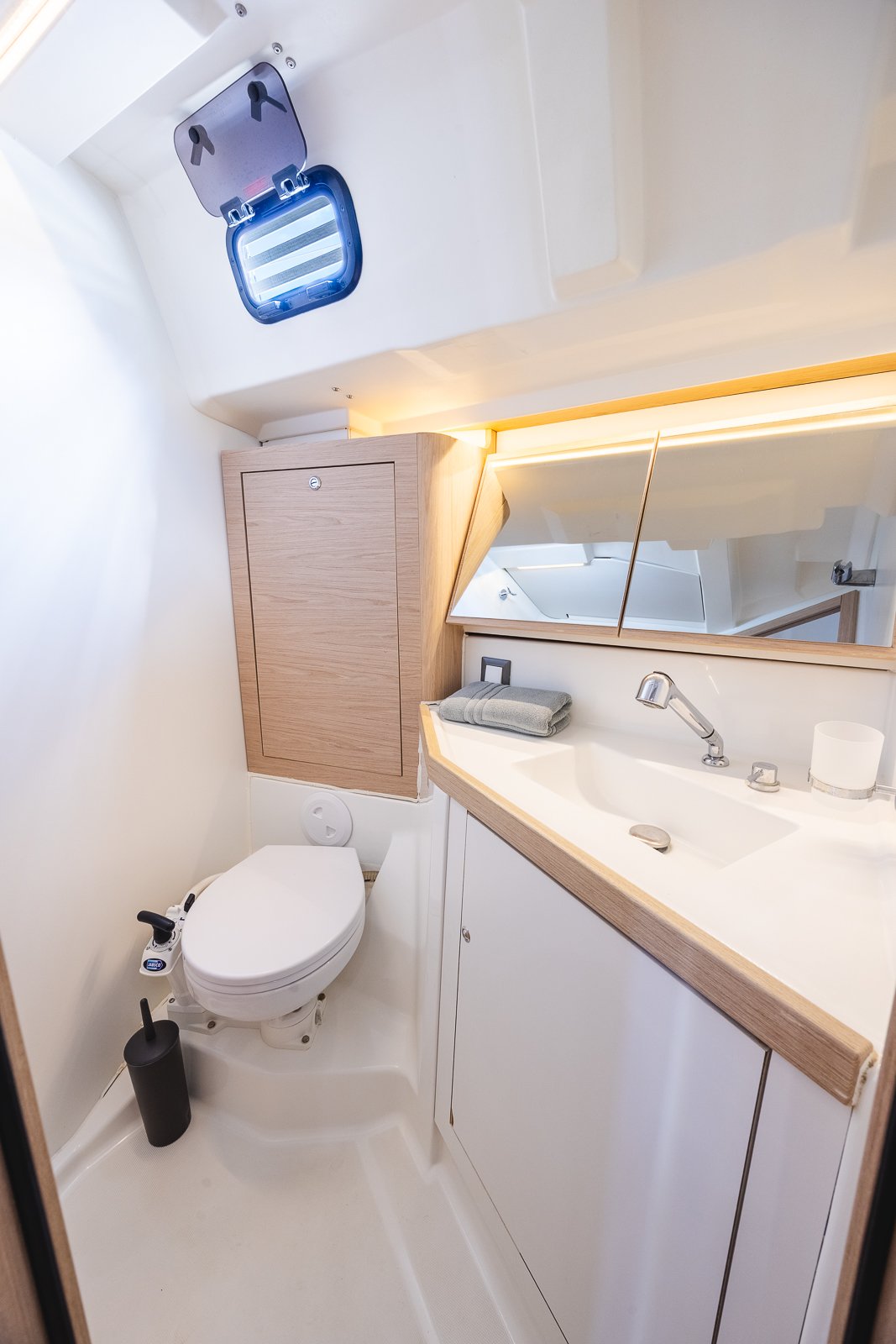 Photo #14 - Oceanis 46.1 (Ellaida Built 2019) in Lefkada - 11598
