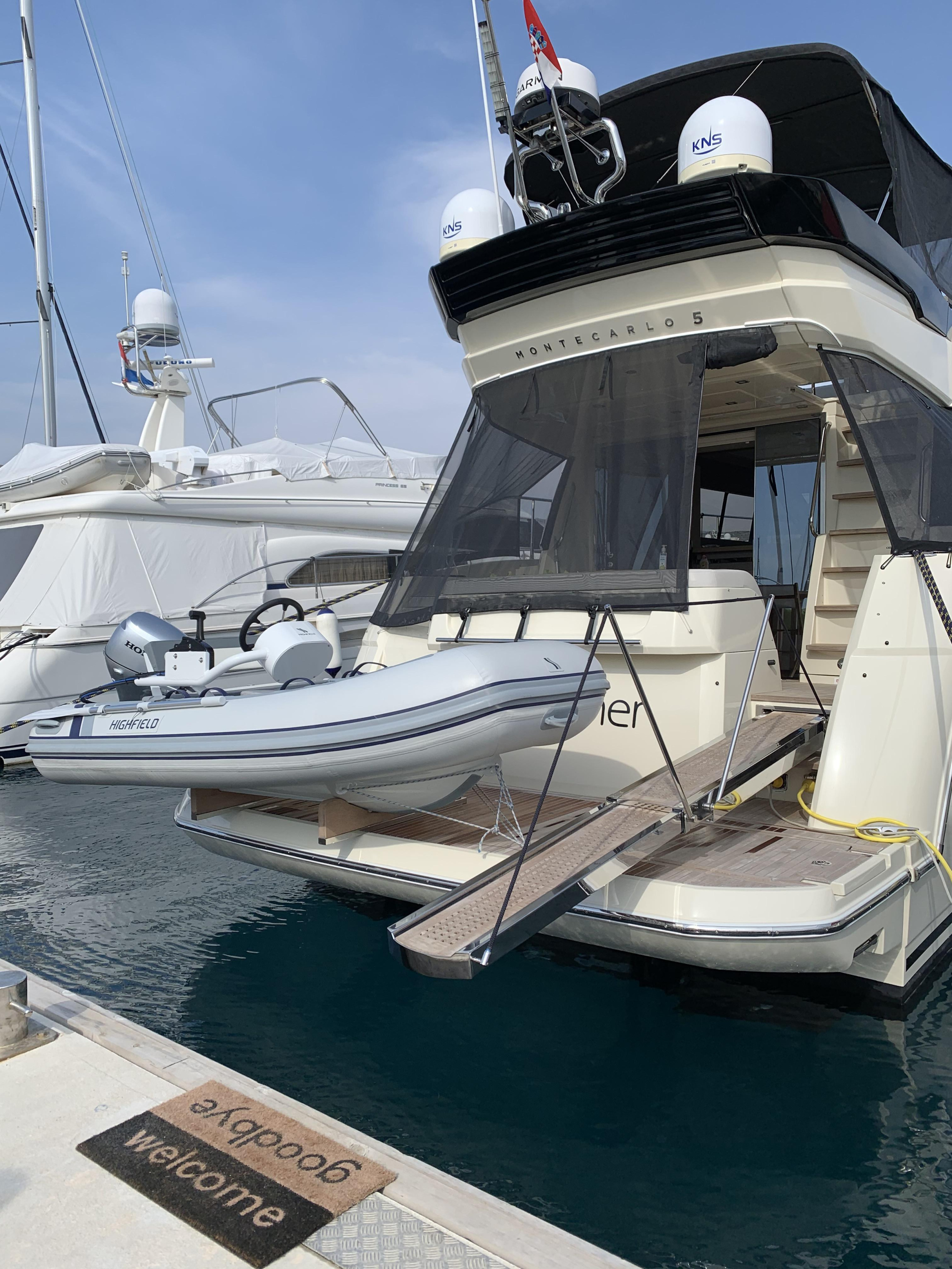 Photo #26 - Monte Carlo 5 (Sundowner) in Trogir - 14356