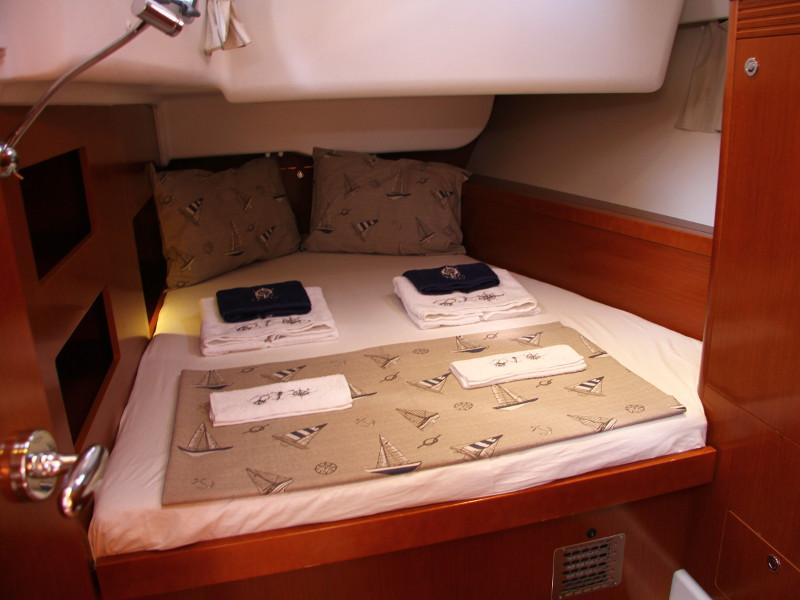Photo #8 - Beneteau Oceanis 50 (RHEA) in Marmaris - 17924