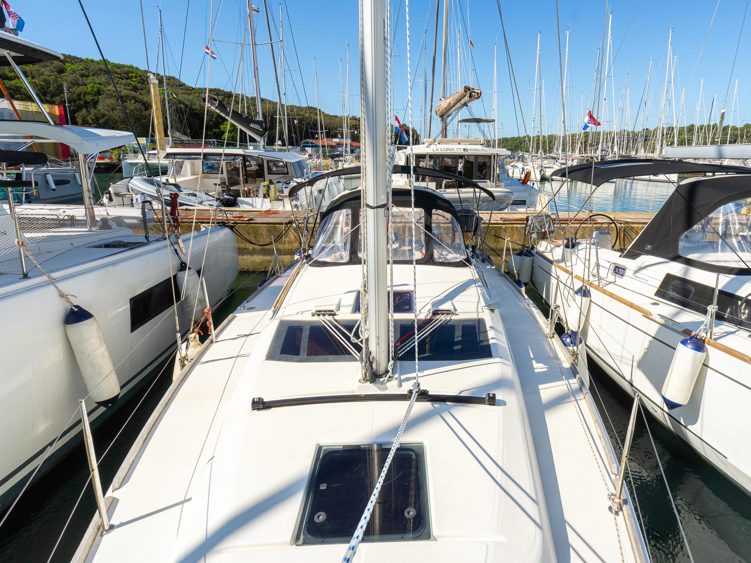 Dufour 360 Grand Large (Draco)  - 14