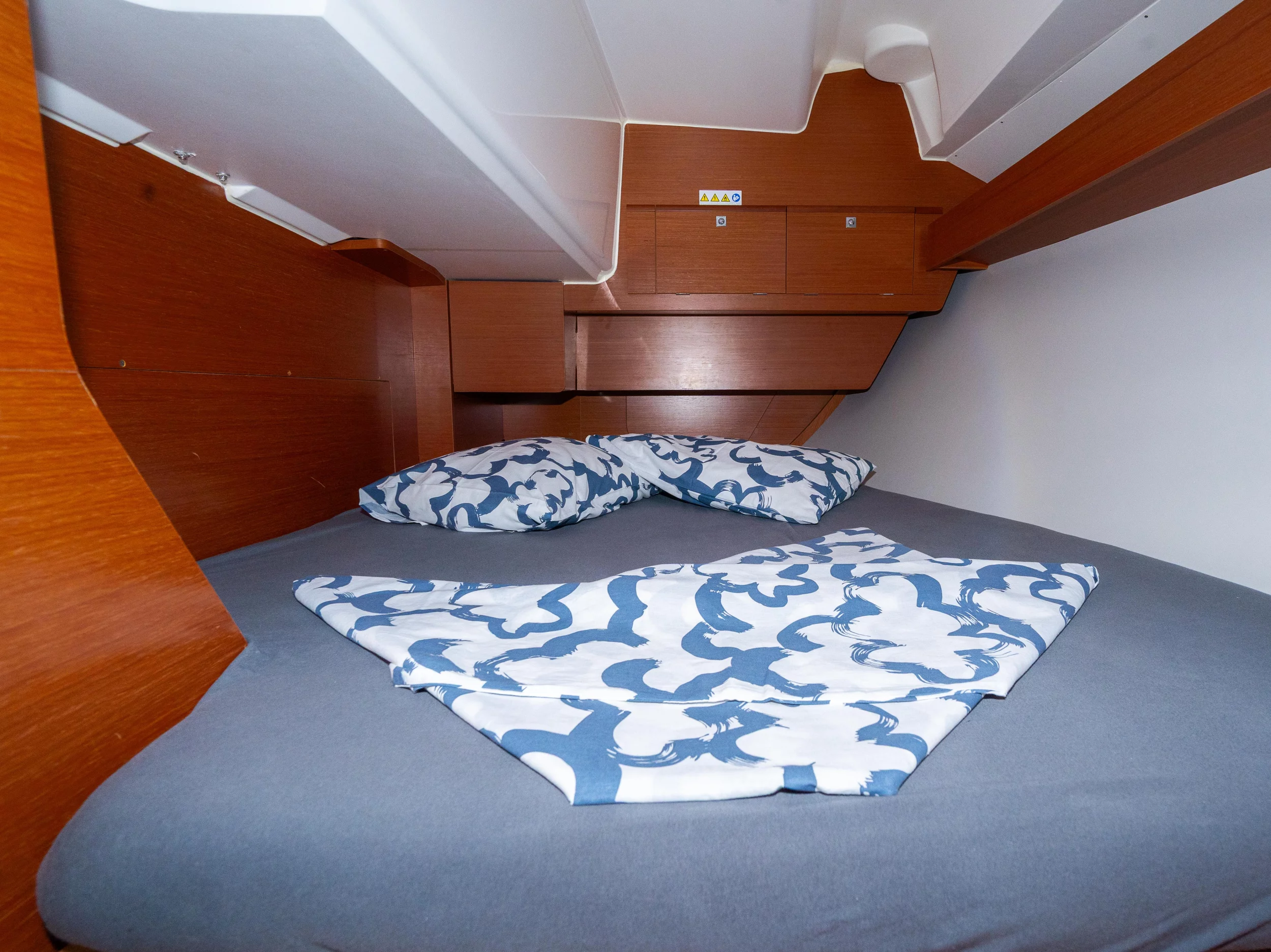 Dufour 360 Grand Large (Draco)  - 8