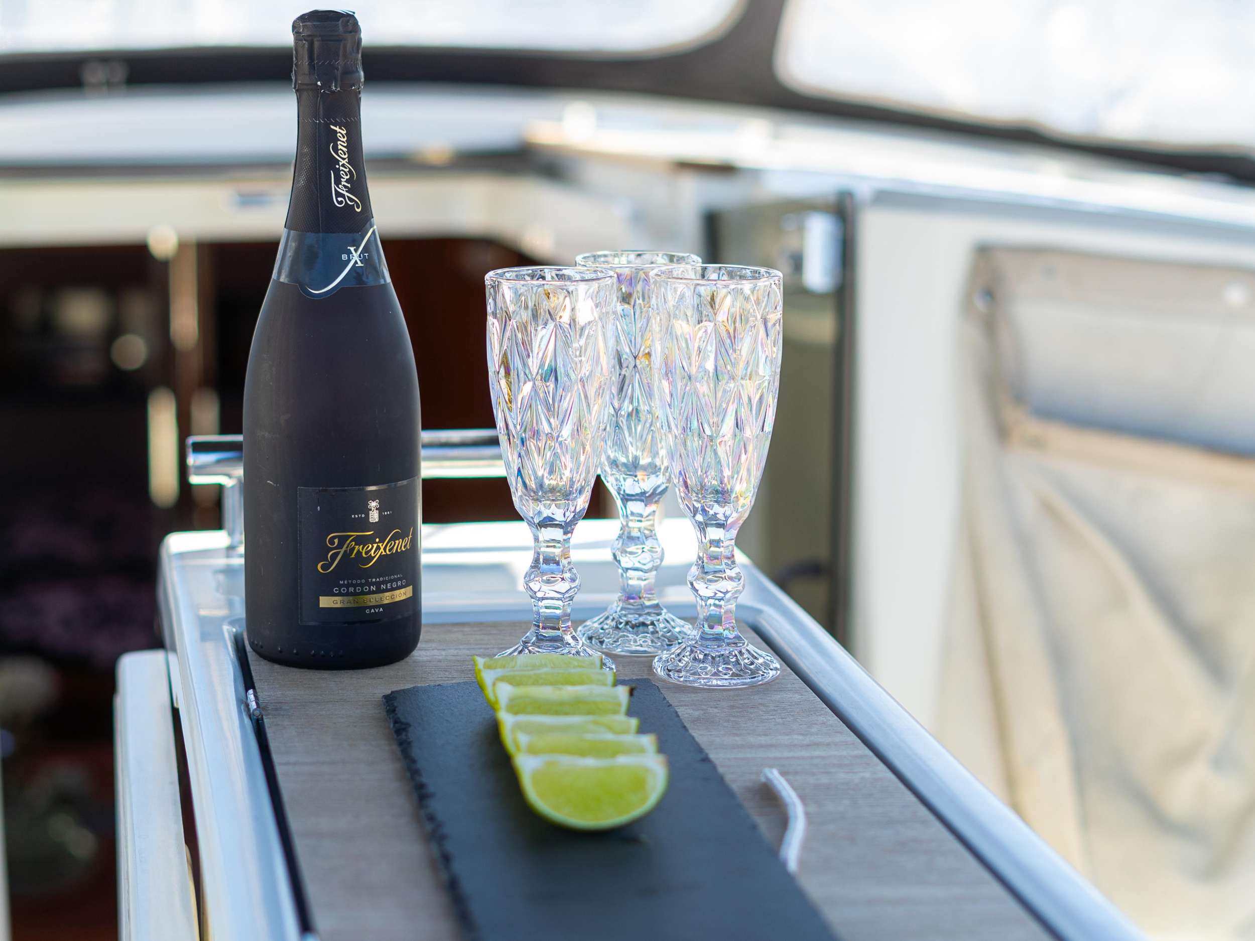 Photo #13 - Oceanis 38.1 (Hydra) in Pula - 23370
