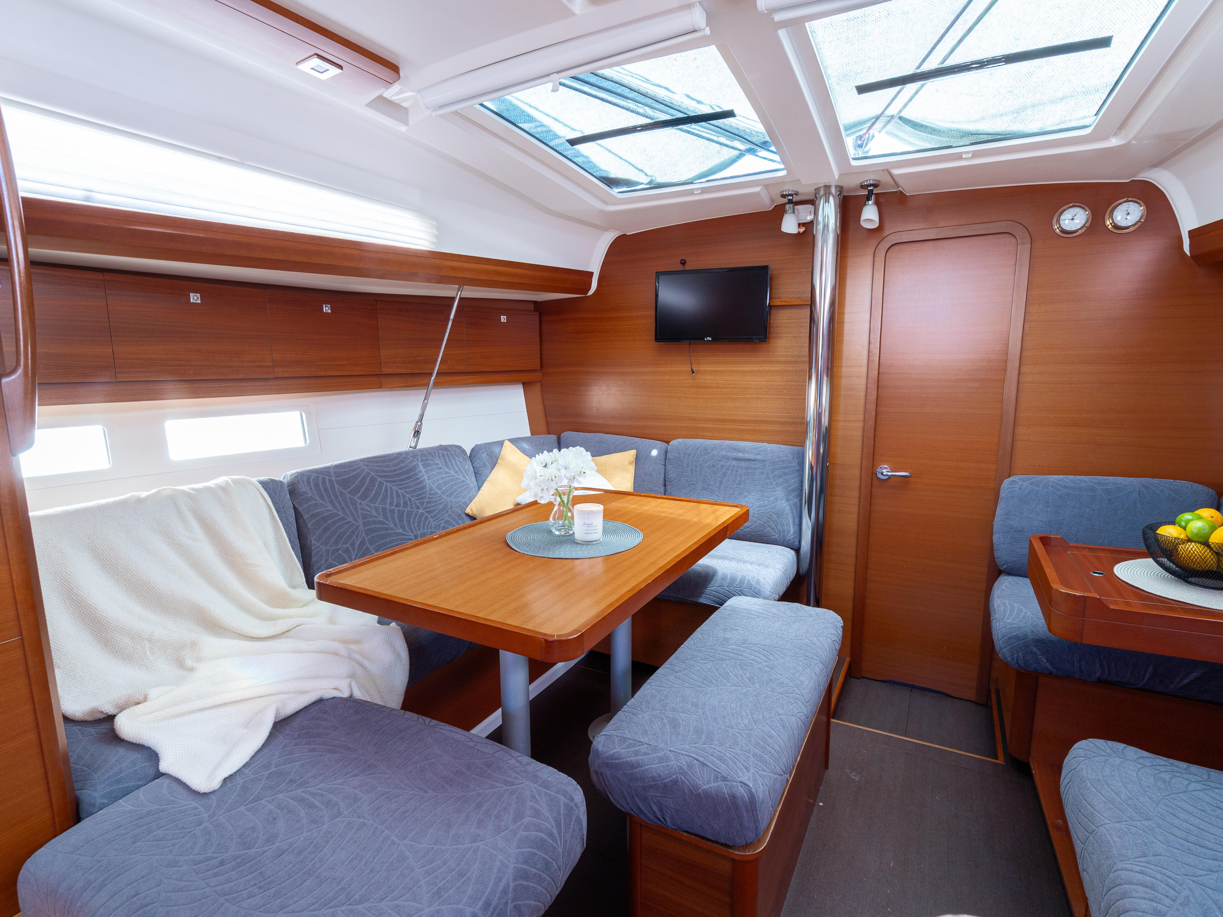 Photo #25 - Dufour 412 Grand Large (Apus) in Pula - 23373