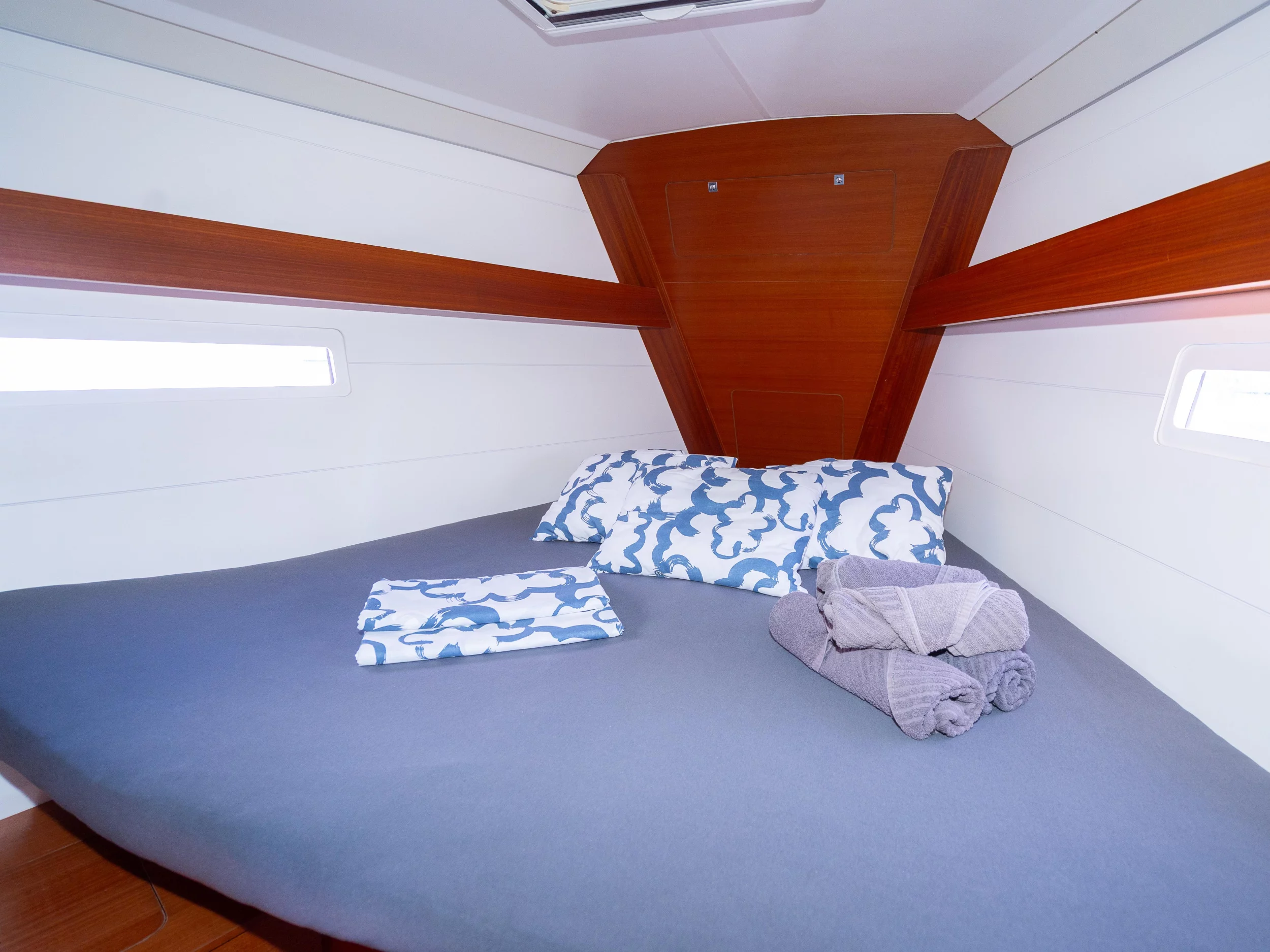 Dufour 412 Grand Large (Apus)  - 16