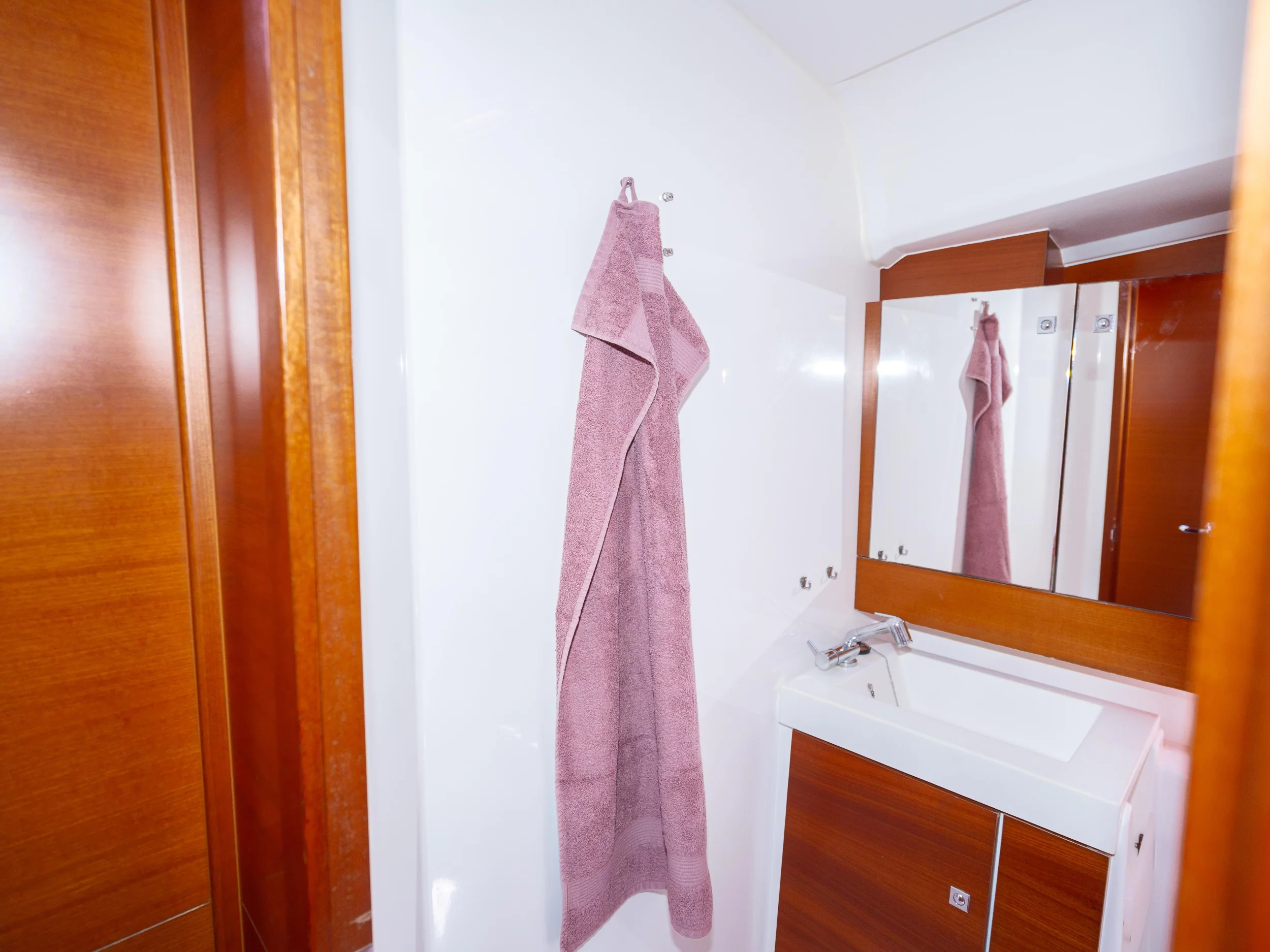 Dufour 412 Grand Large (Apus)  - 1