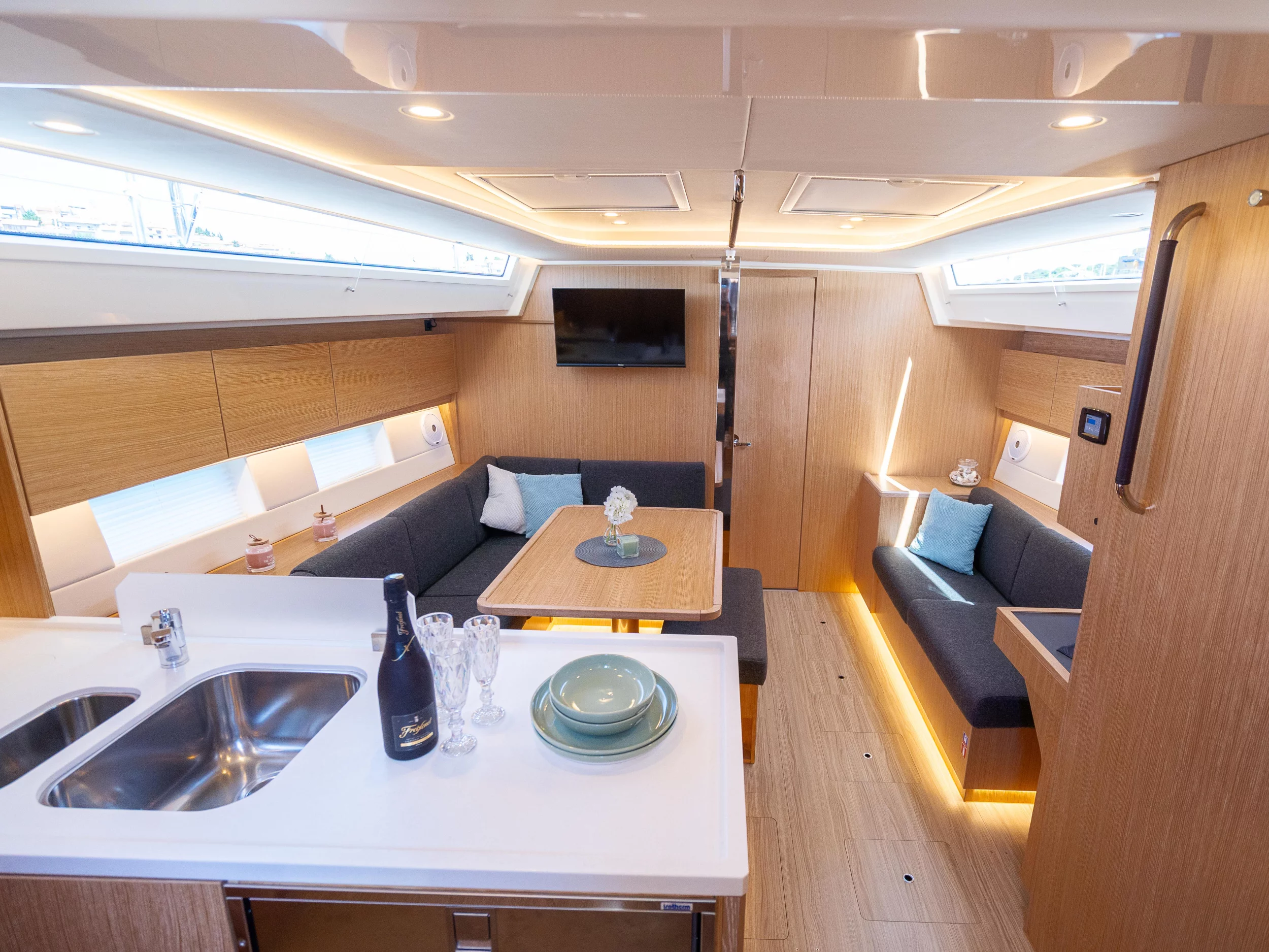 Bavaria C45 Style (Aria)  - 11