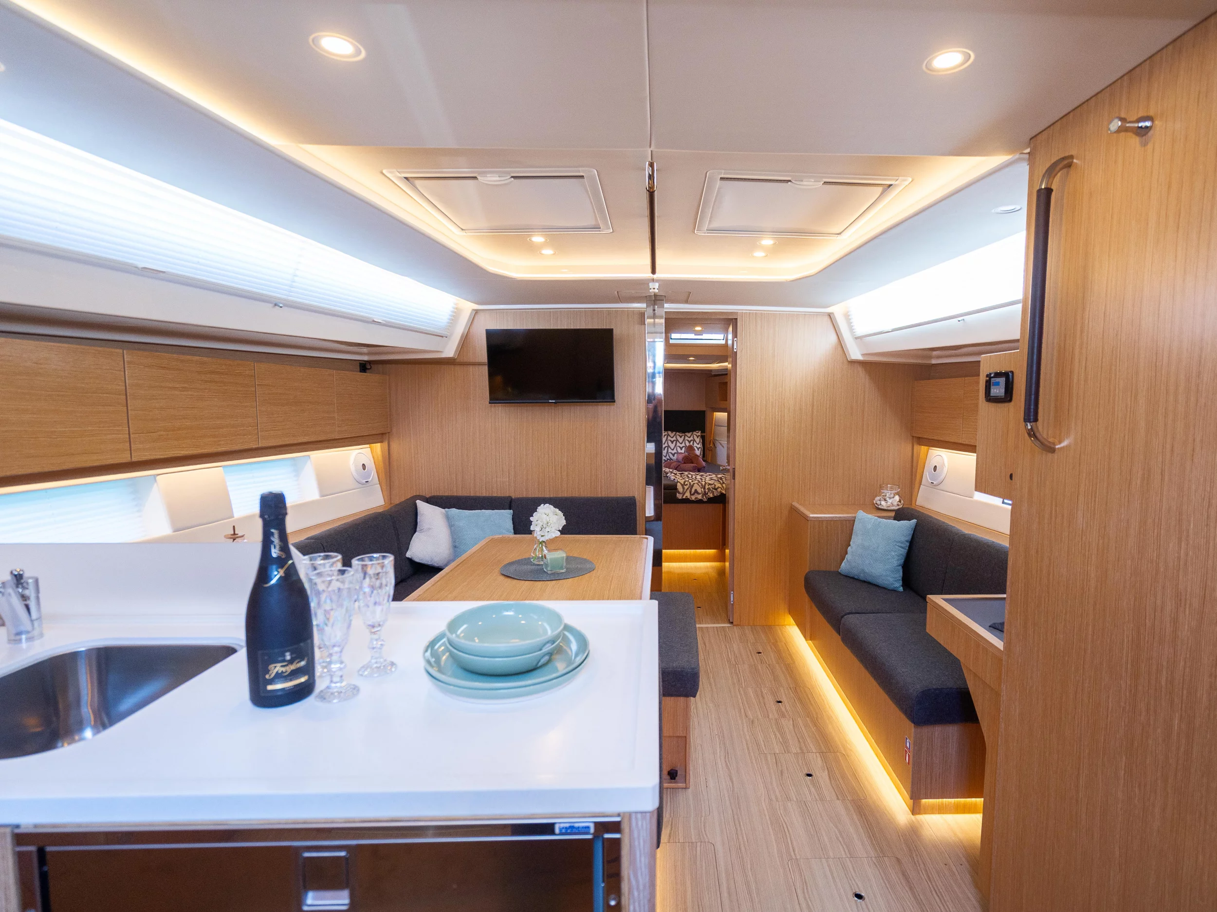 Bavaria C45 Style (Aria)  - 12