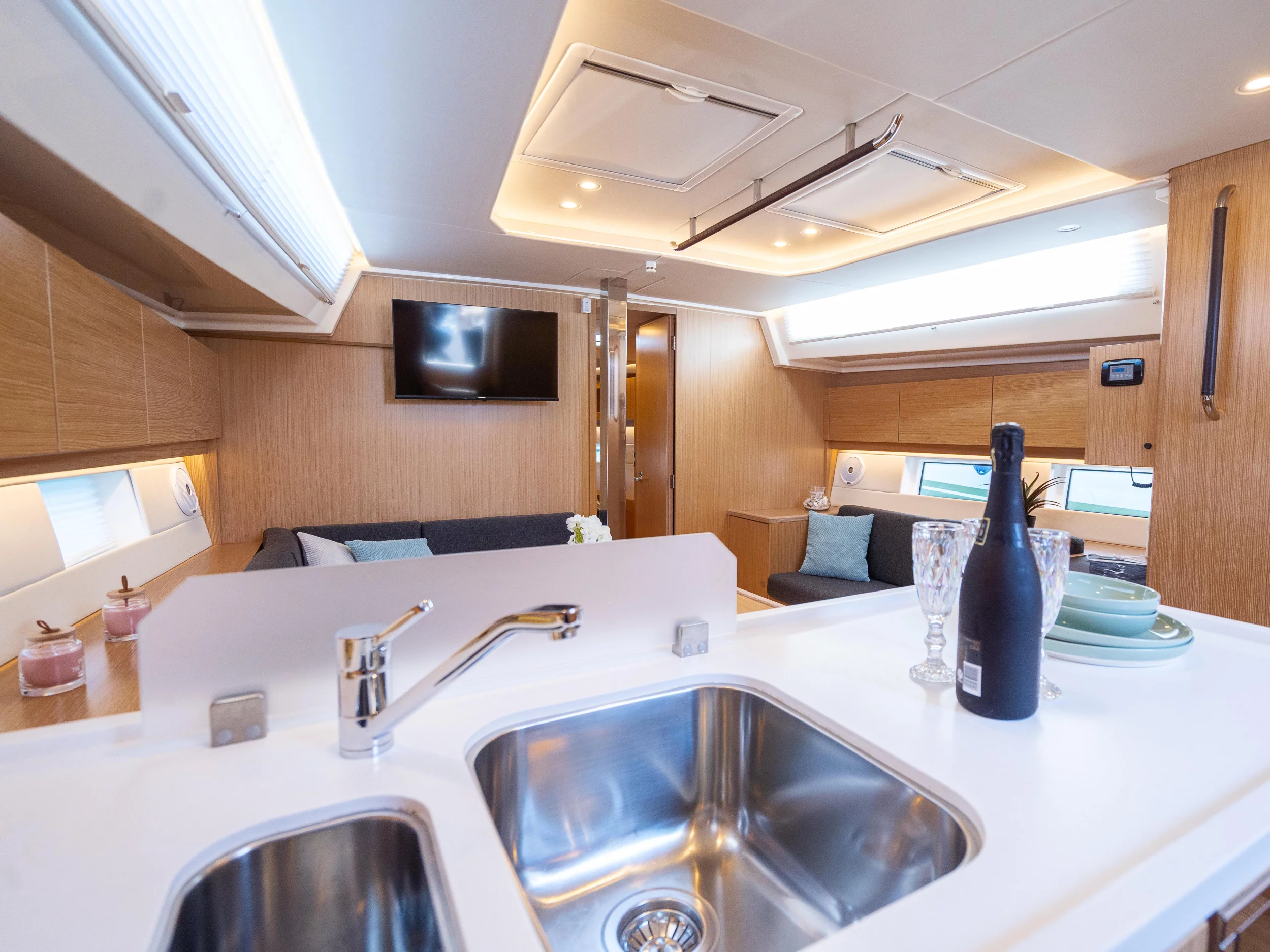 Bavaria C45 Style (Aria)  - 25