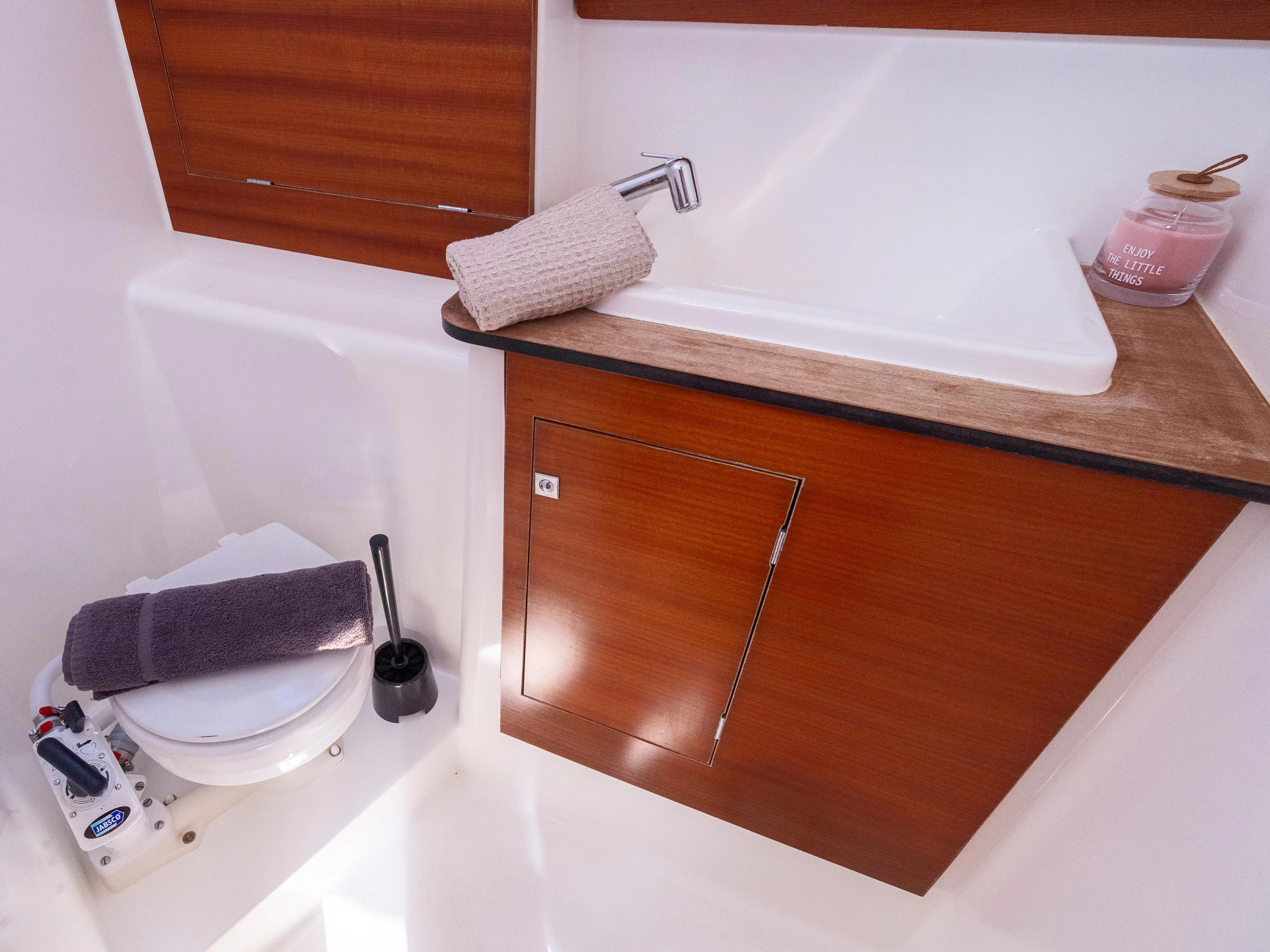 Dufour 460 Grand Large (Cygnus)  - 13