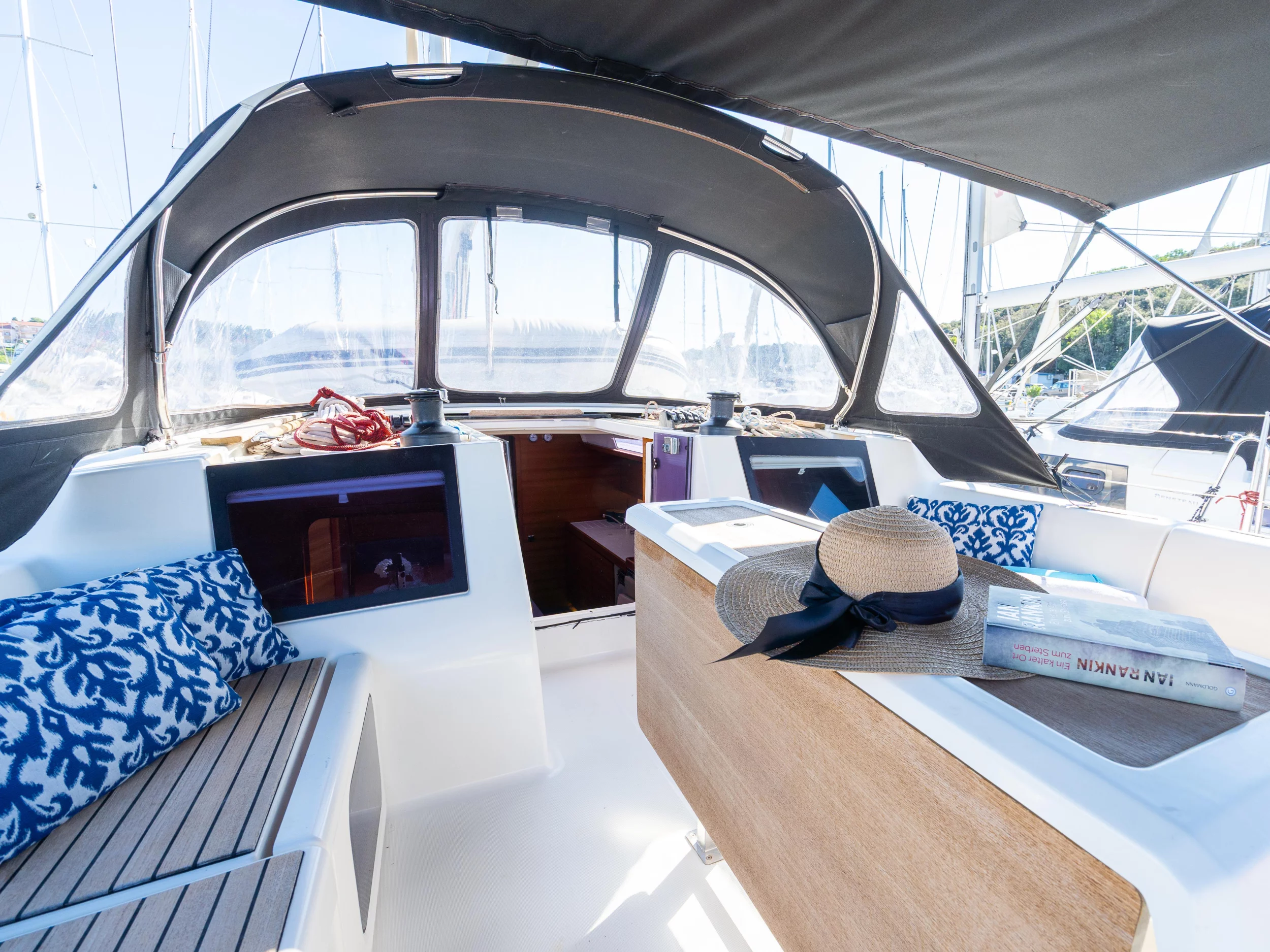 Dufour 460 Grand Large (Cygnus)  - 15