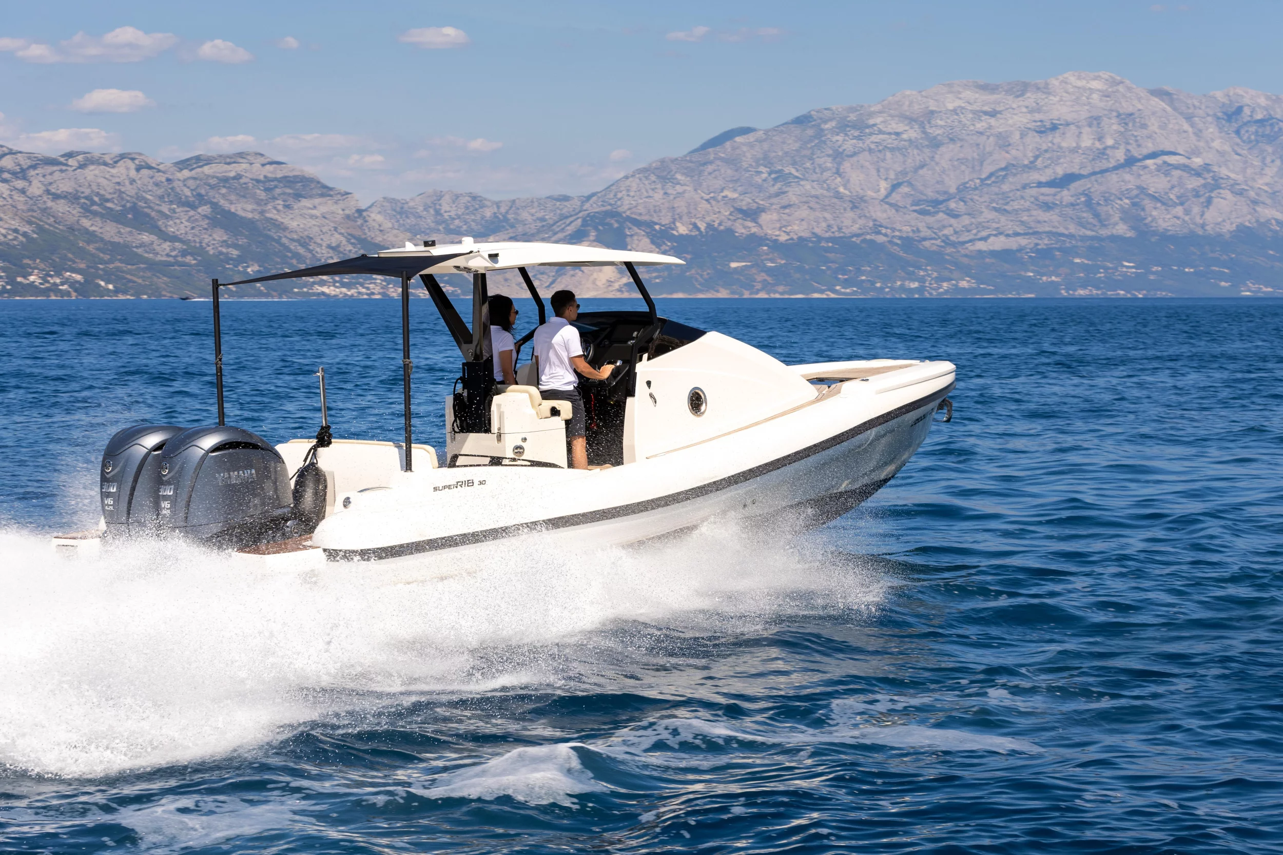 SuperRib 30 Cabin (Ladybug)  - 8