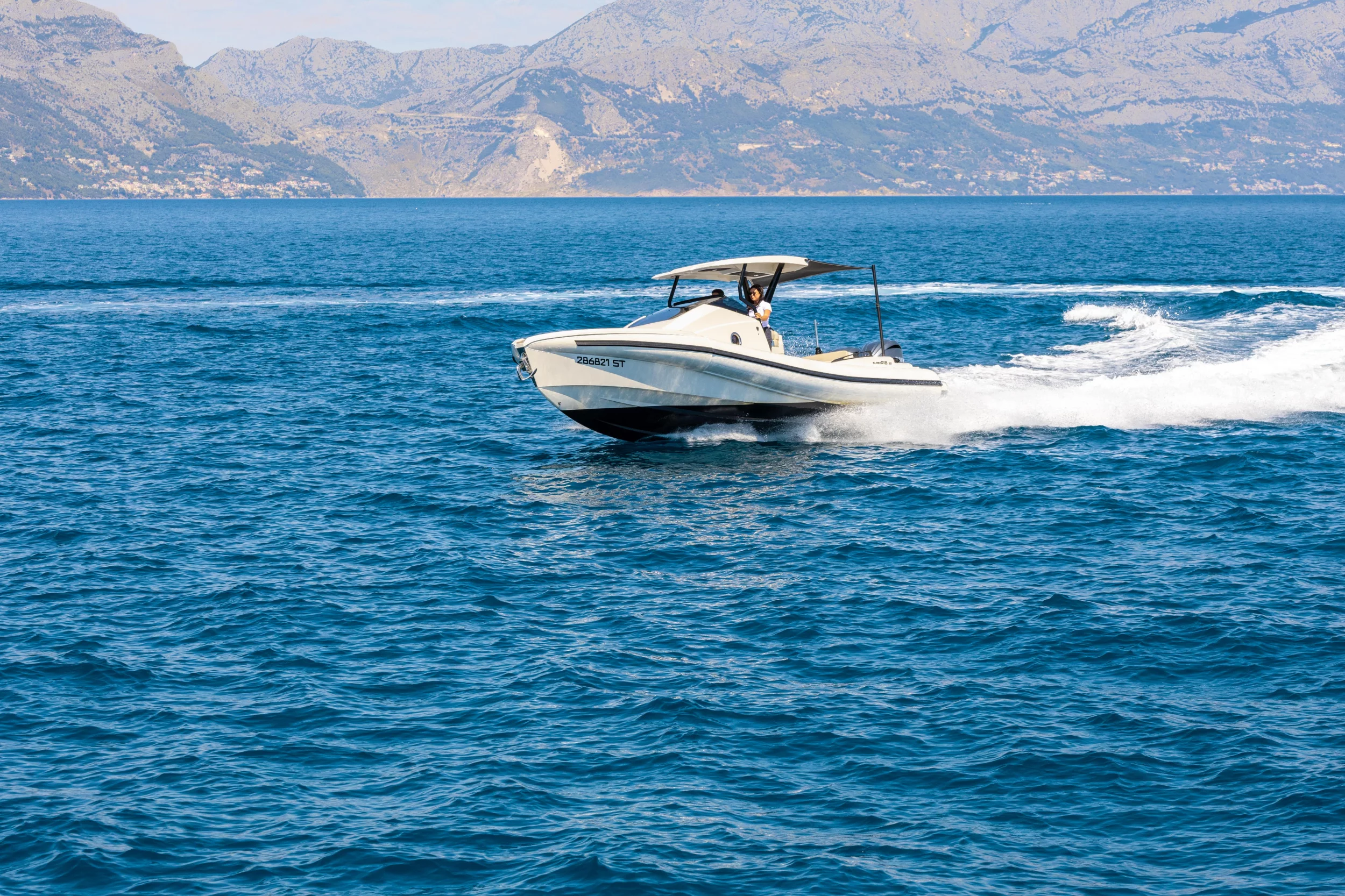 SuperRib 30 Cabin (Ladybug)  - 5