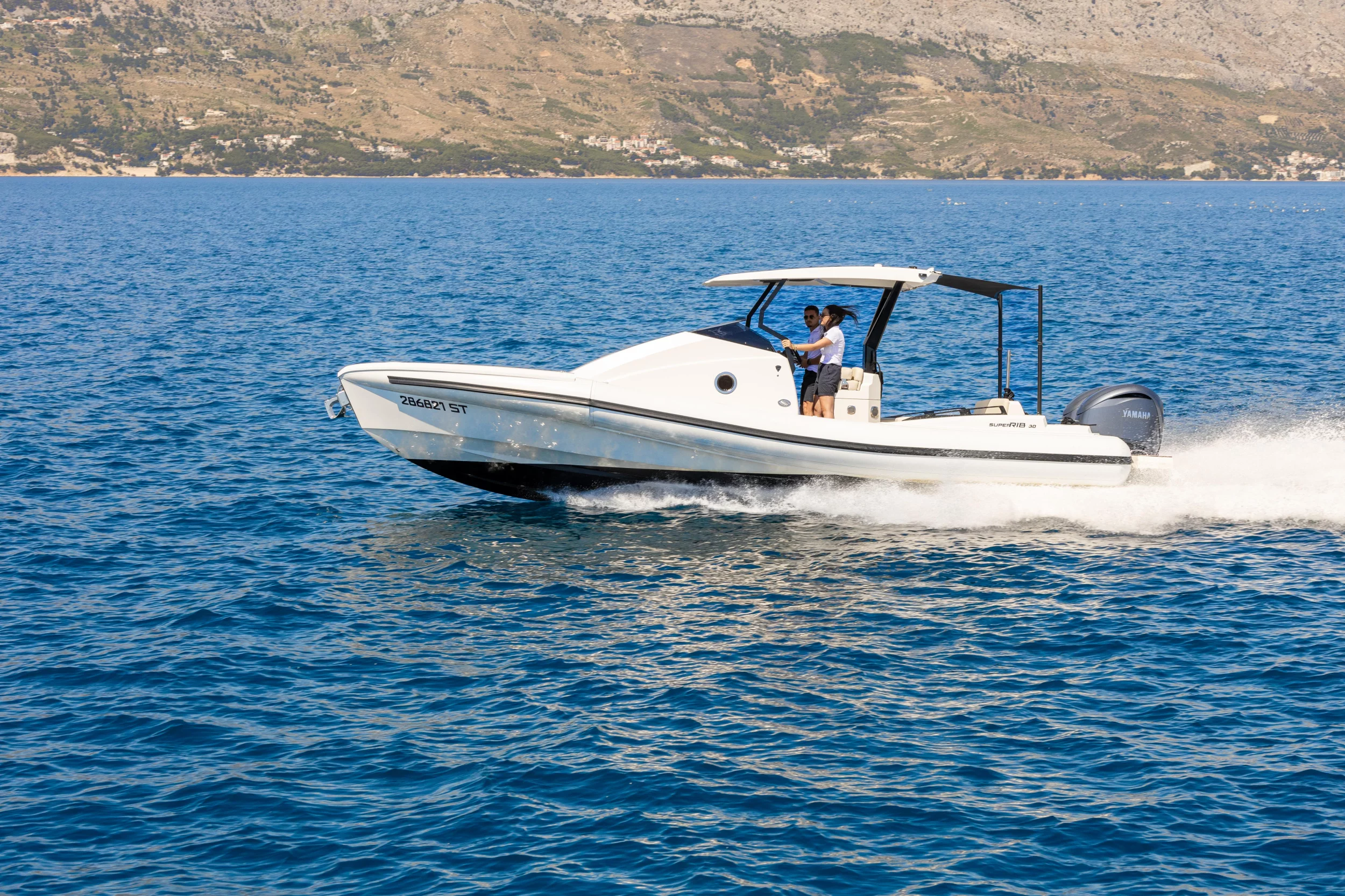 SuperRib 30 Cabin (Ladybug)  - 9