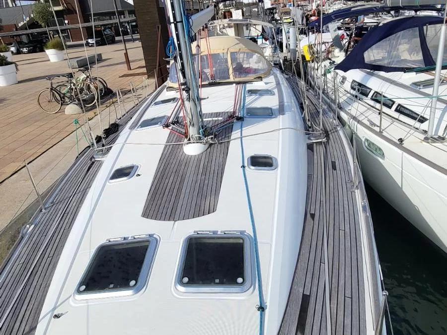 Sun Odyssey 49 Performance (Vivanita)  - 14
