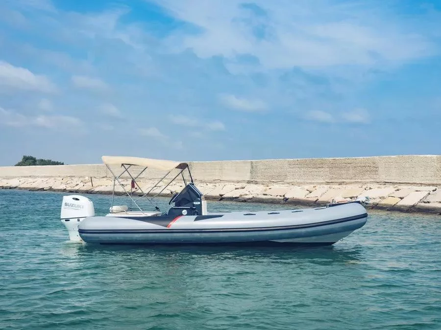 Motorboat 7.50 (Mambo)  - 1