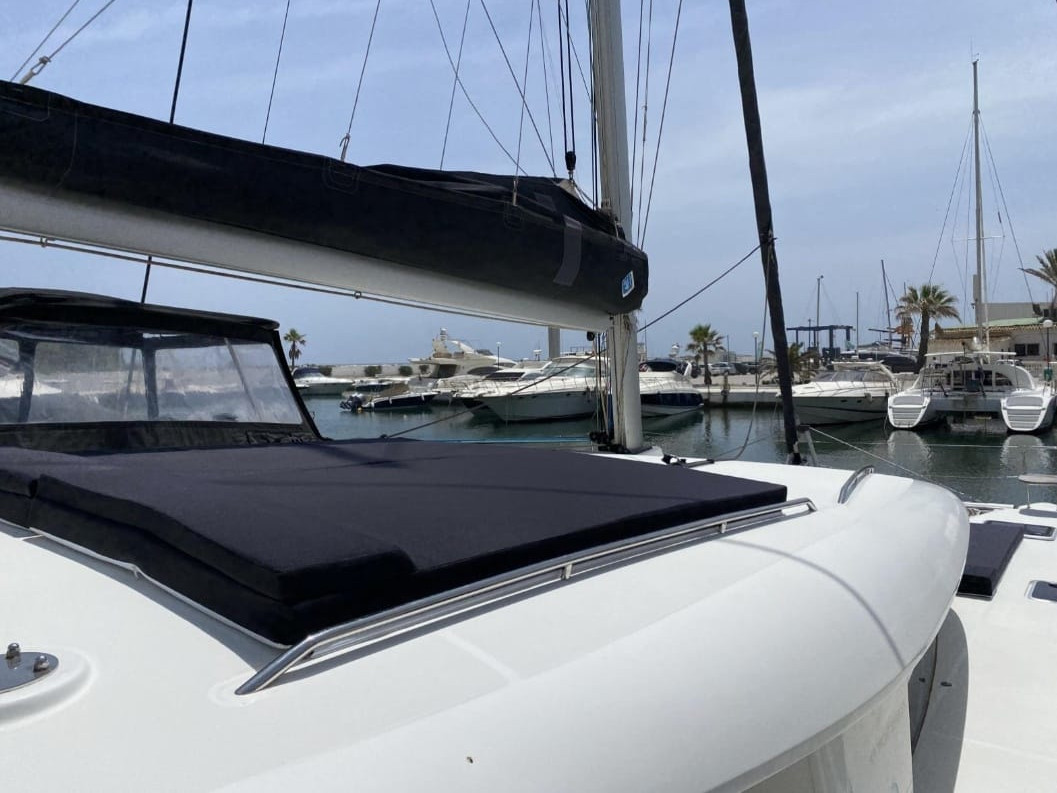 Photo #2 - Lagoon 400 S2 (Esmeralda) en Santa Eulalia del Rio - 62036