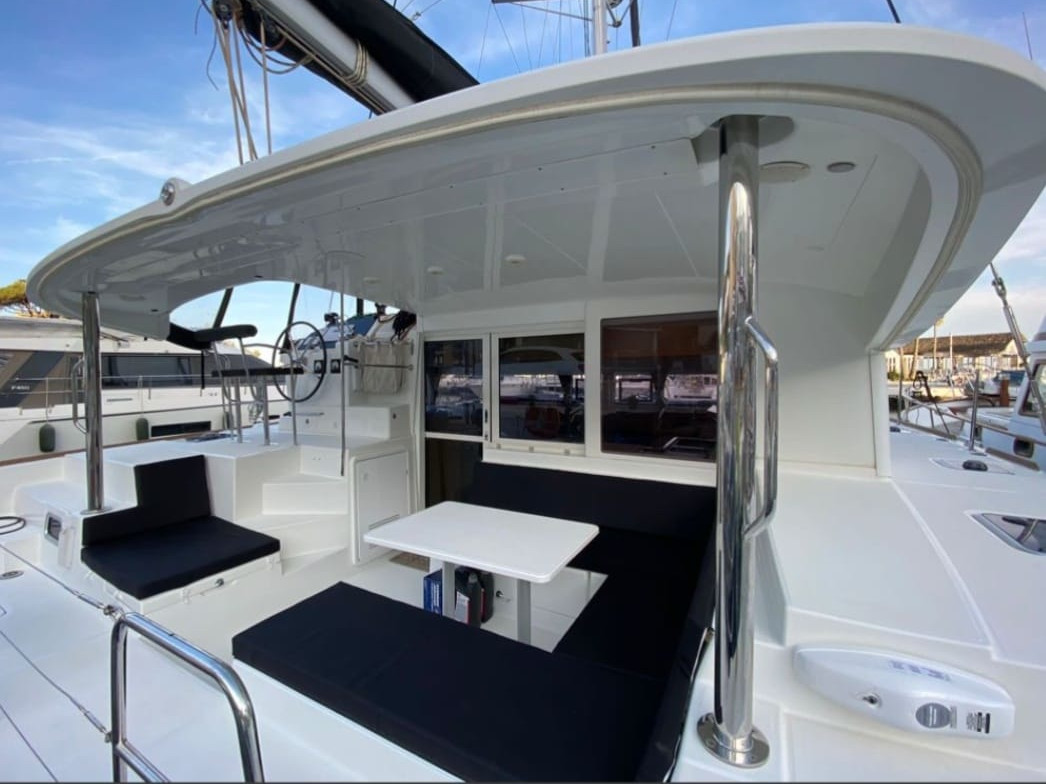 Photo #6 - Lagoon 400 S2 (Esmeralda) en Santa Eulalia del Rio - 62036
