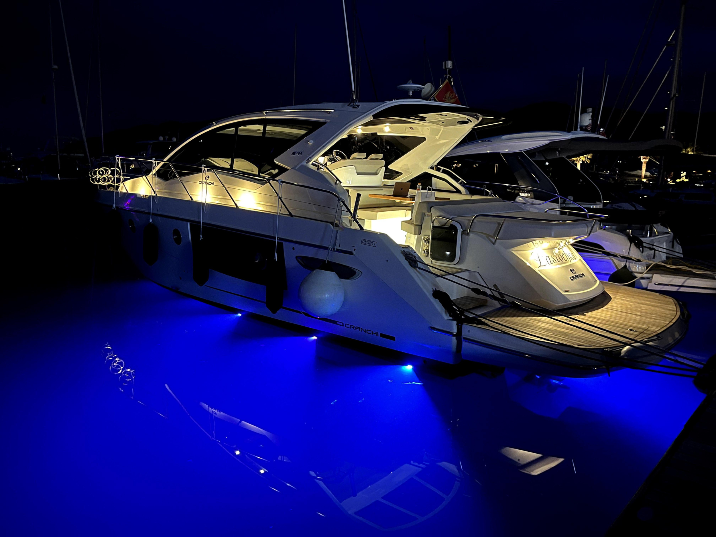 Photo #2 - Cranchi M44 HT (Onesta) in Tivat - 61680