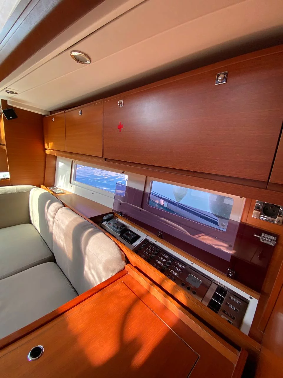 Dufour 500 Grand Large (Maestro S)  - 8