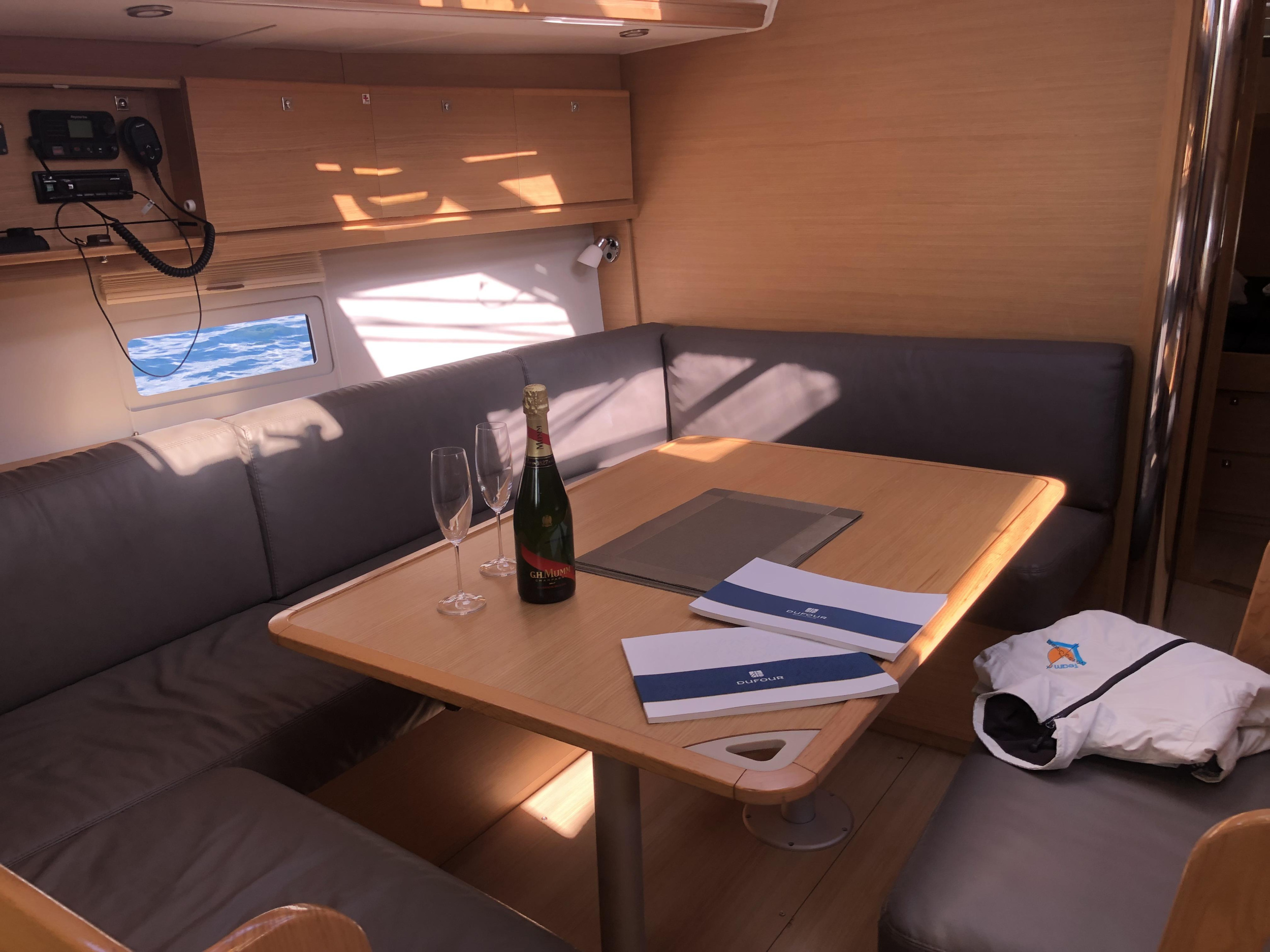 Photo #9 - Dufour 430 Grand Large (Billywig) en Porto Rotondo - 12540