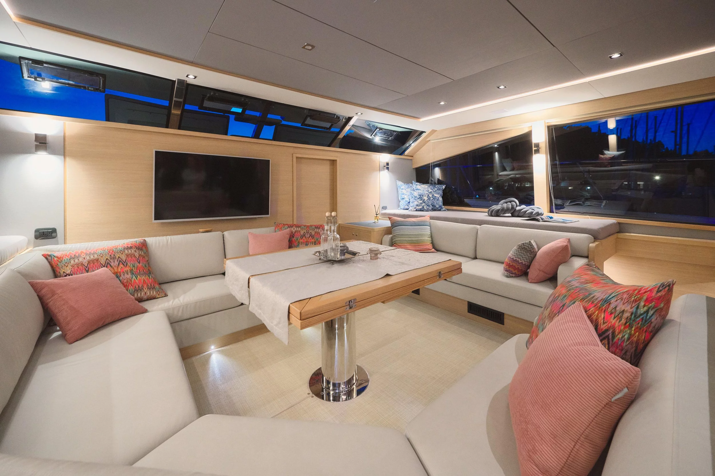 Aquila 54 (By My Side)  - 10