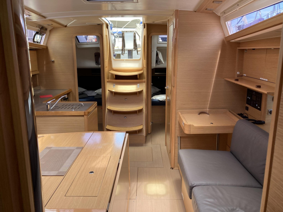 Photo #4 - Dufour 390 Grand Large (Molesta) in Portisco - 8068