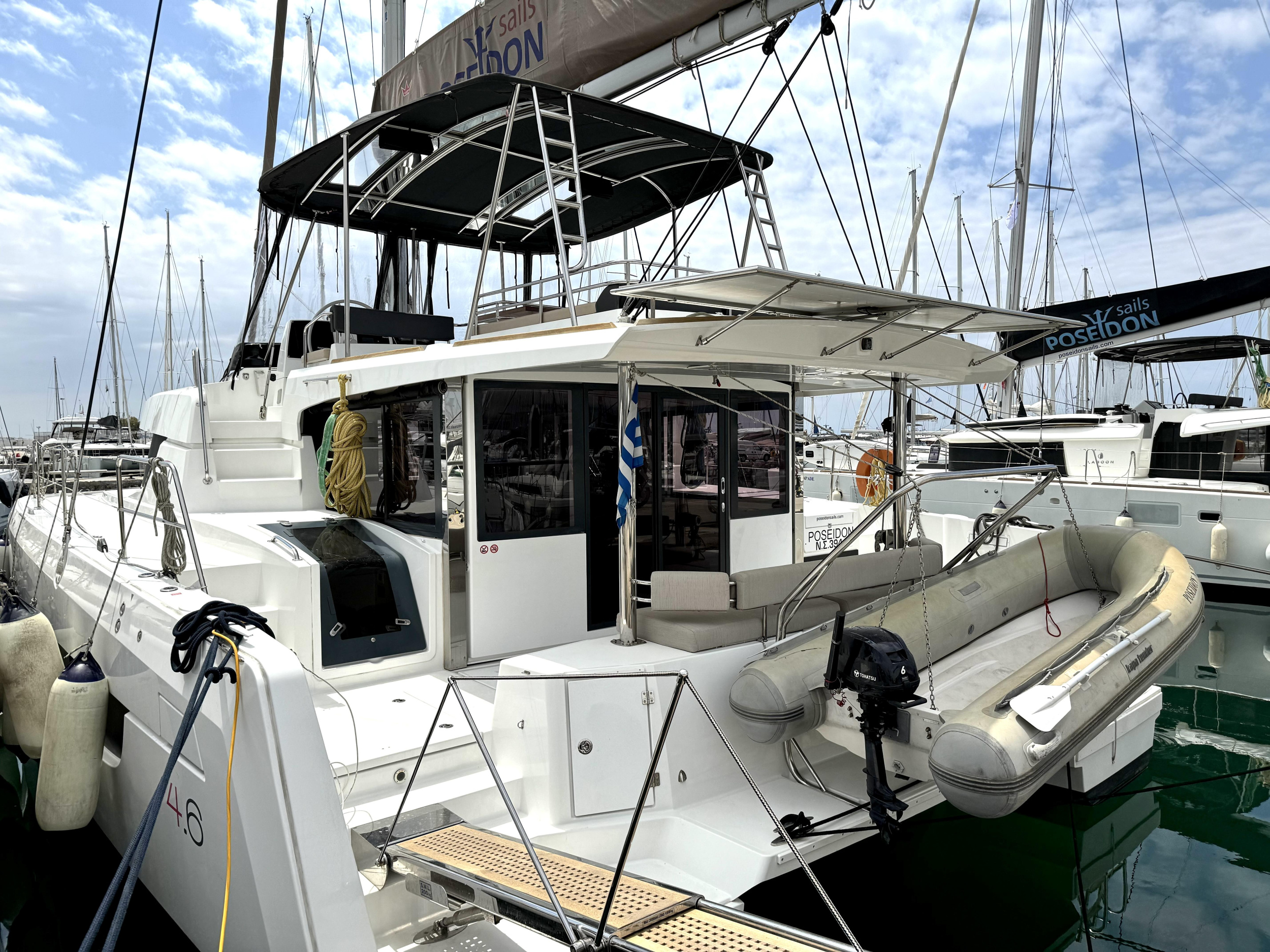 Photo #11 - Bali 4.6 (Poseidon) en Athènes - 17397
