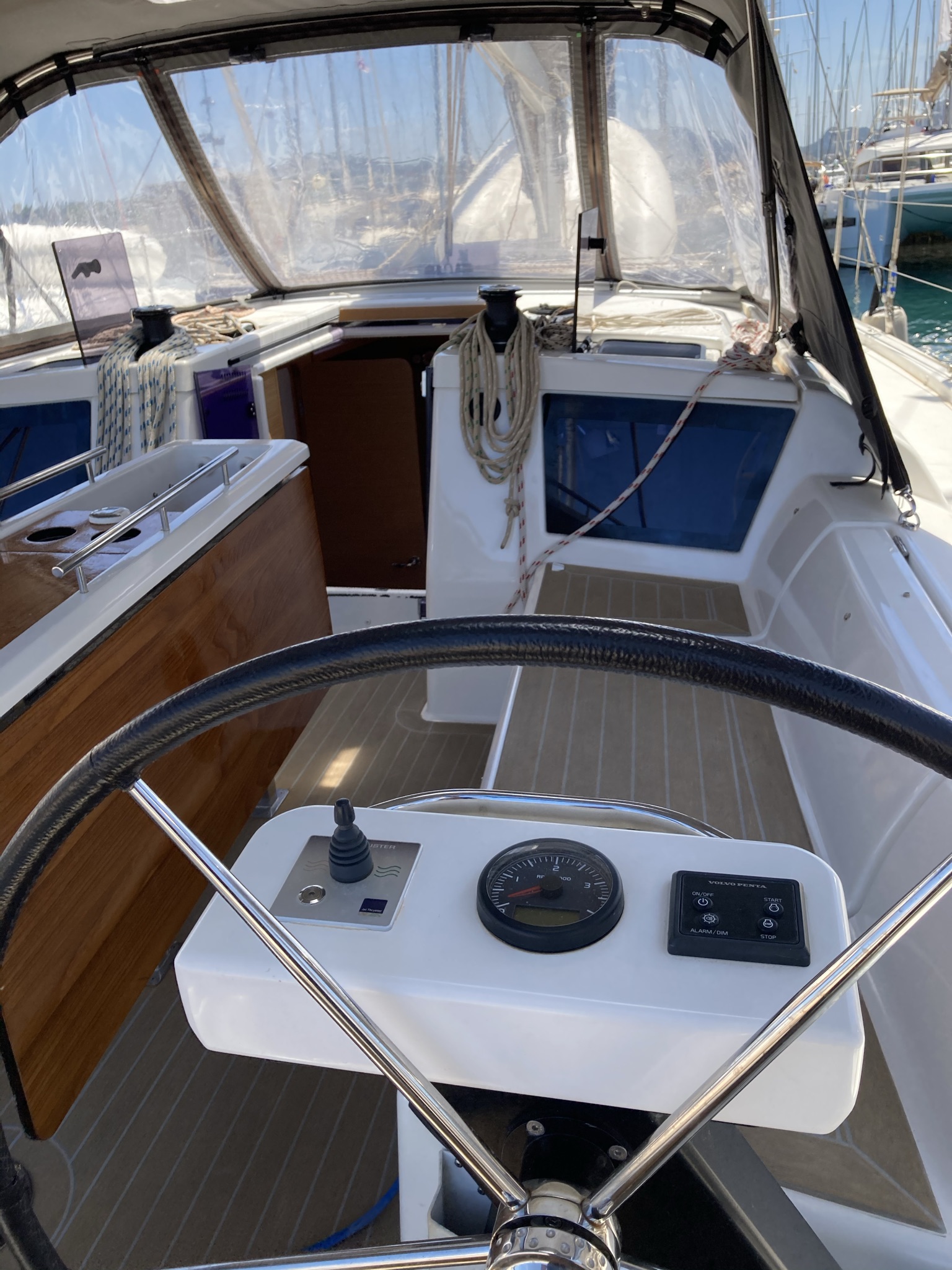 Photo #17 - Dufour 390 Grand Large (Pixie) in Portisco - 8069