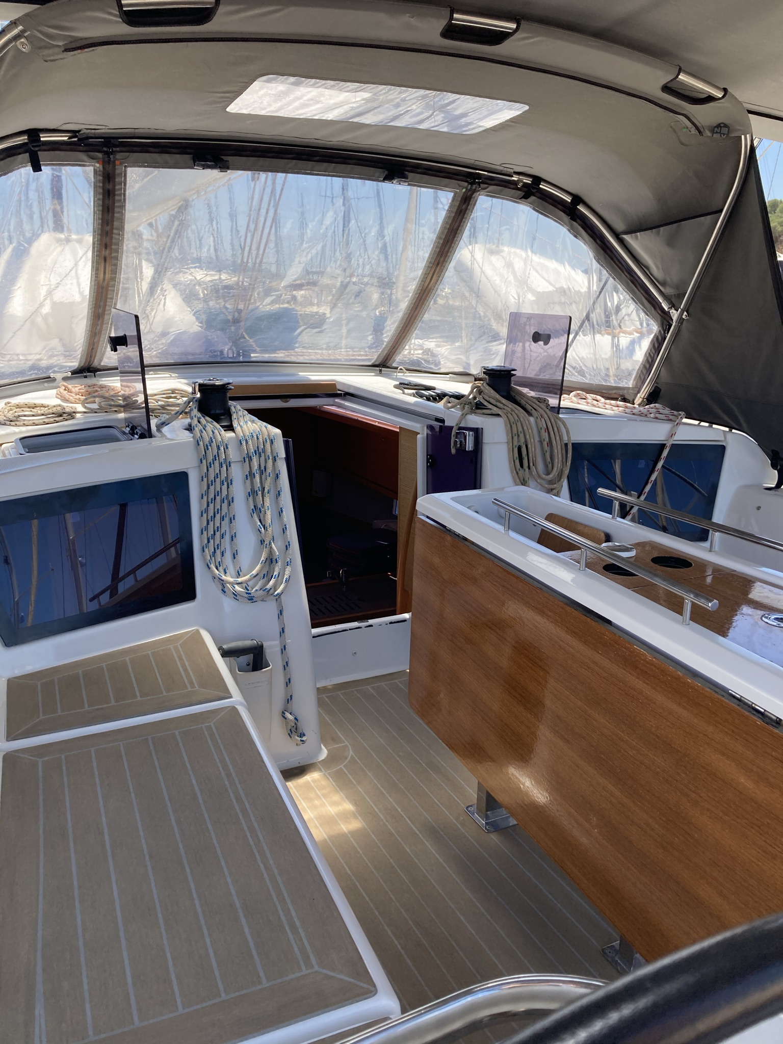 Photo #22 - Dufour 390 Grand Large (Pixie) in Portisco - 8069